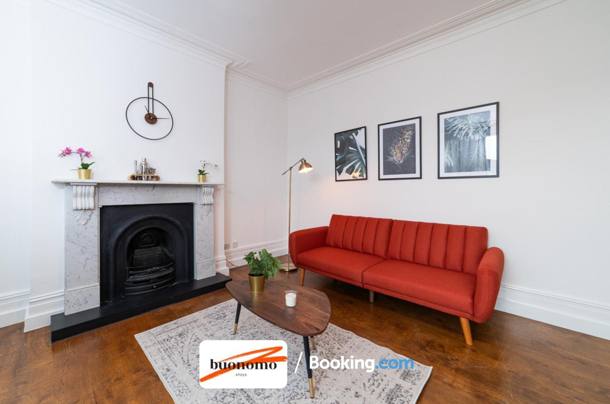 Apartamento Three Bedroom At Buonomo Short Lets & Serviced Close To Wimbledon Tennis Courts *