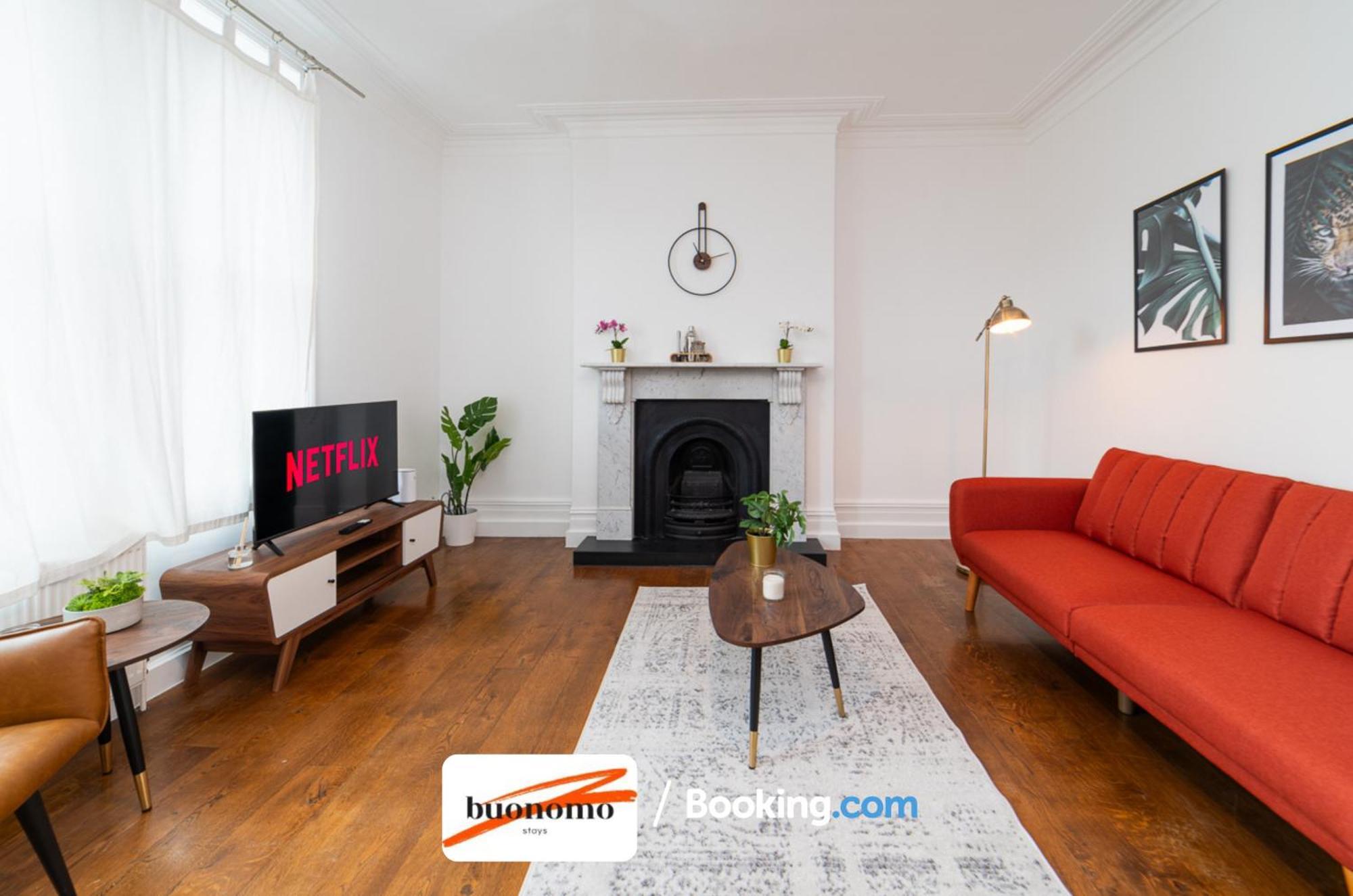 Three Bedroom At Buonomo Short Lets & Serviced Close To Wimbledon Tennis Courts Apartamento