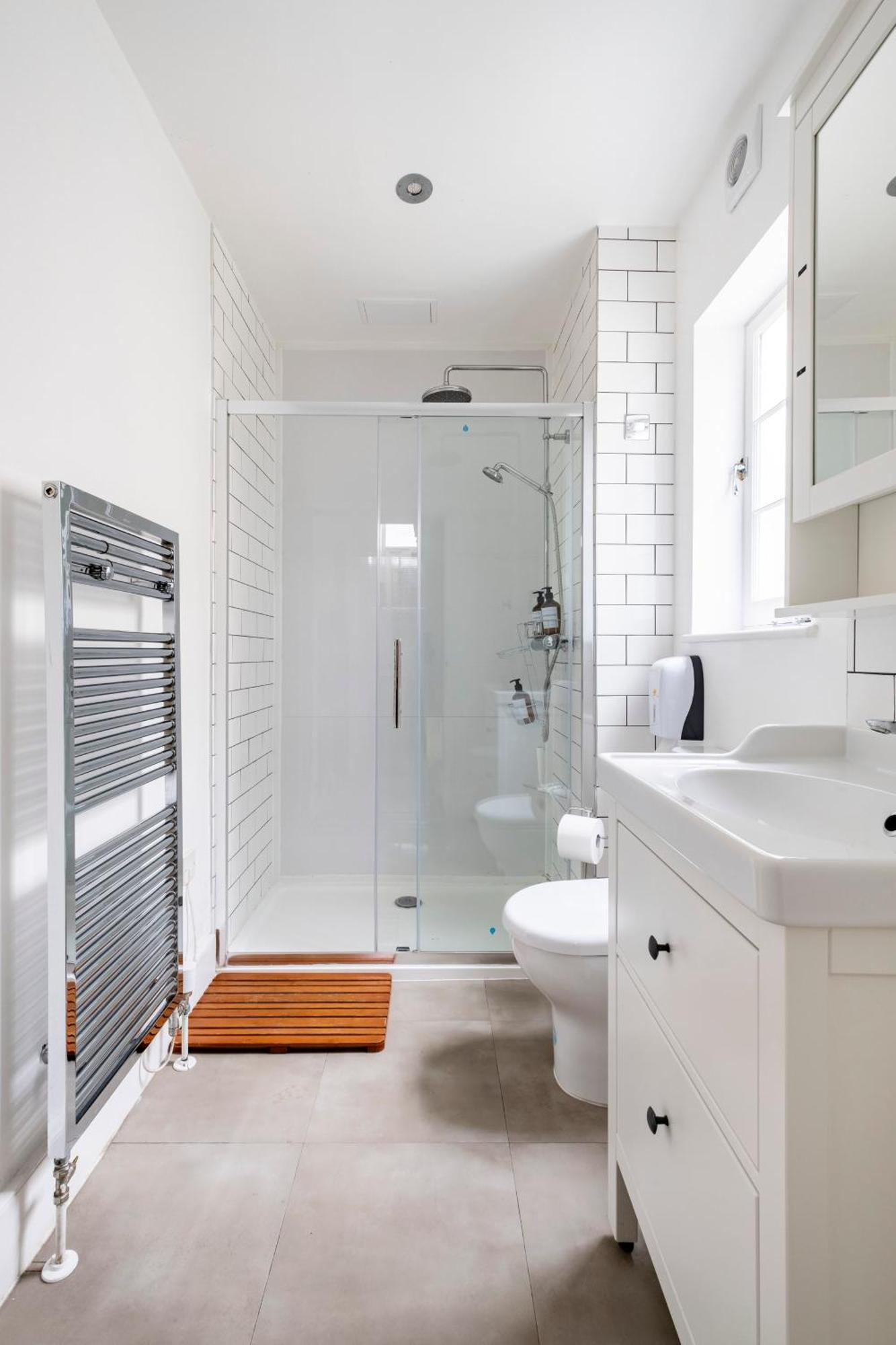 Apartamento 195vbr With Private Bathrooms, Shared Kitchen Londres