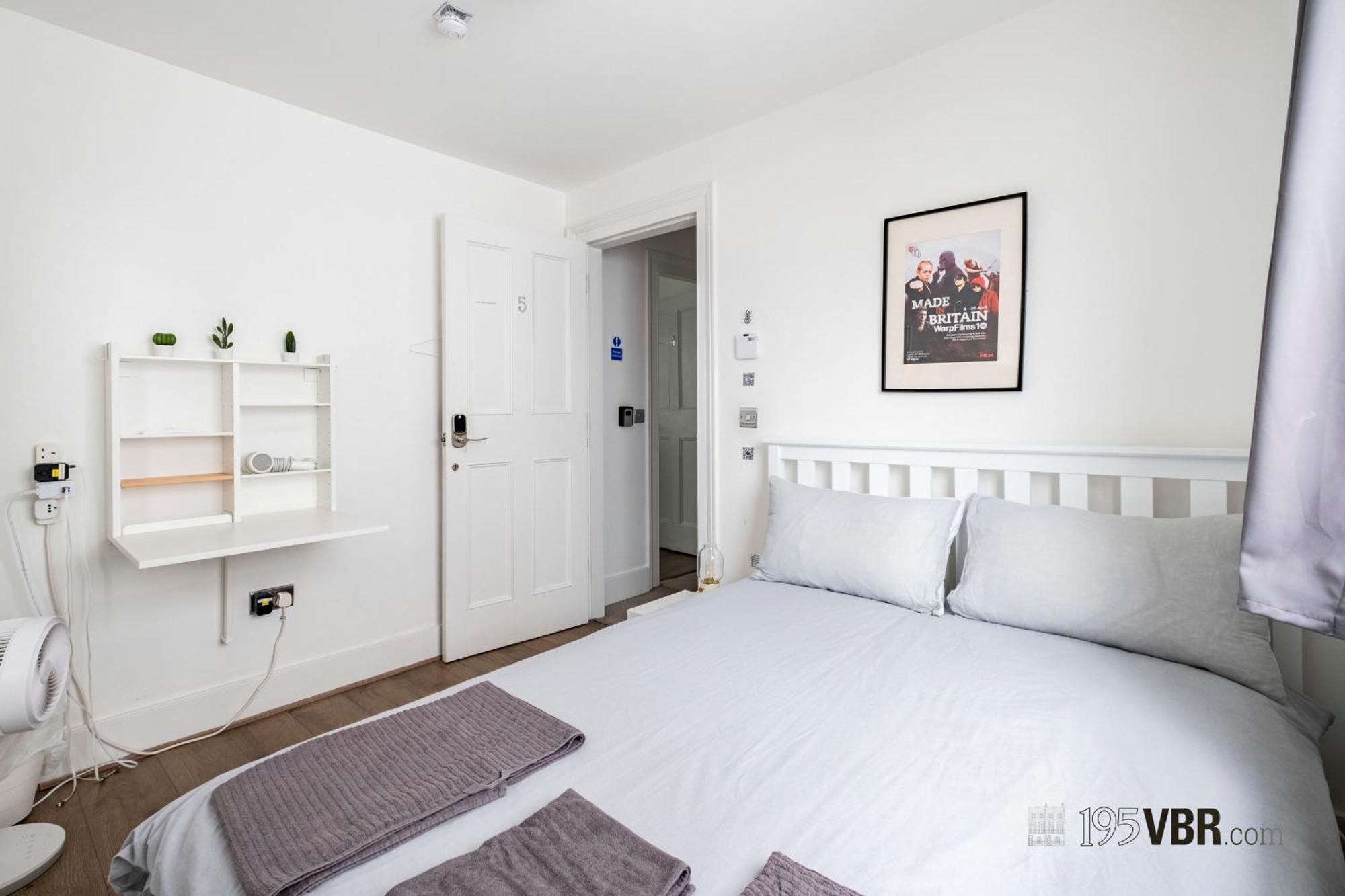 195vbr With Private Bathrooms, Shared Kitchen Apartamento