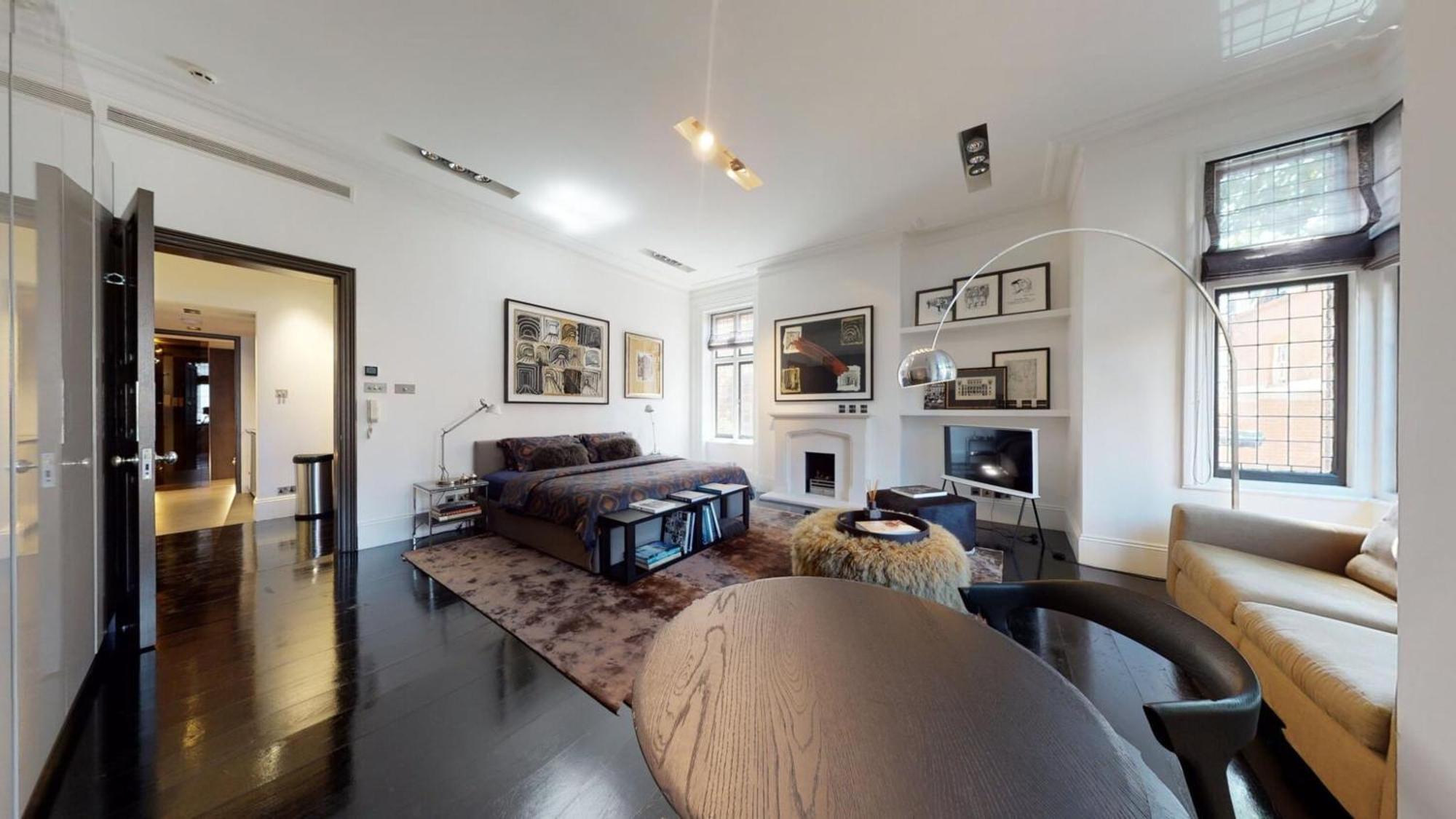 Luxury In Cadogan Square I * London