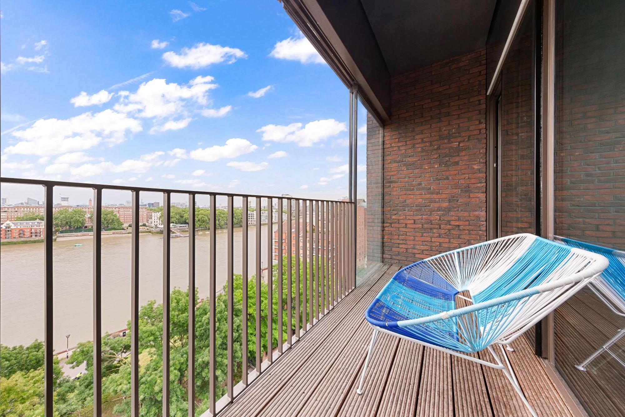 River Panorama 2 Bedroom New Development Appart hôtel *