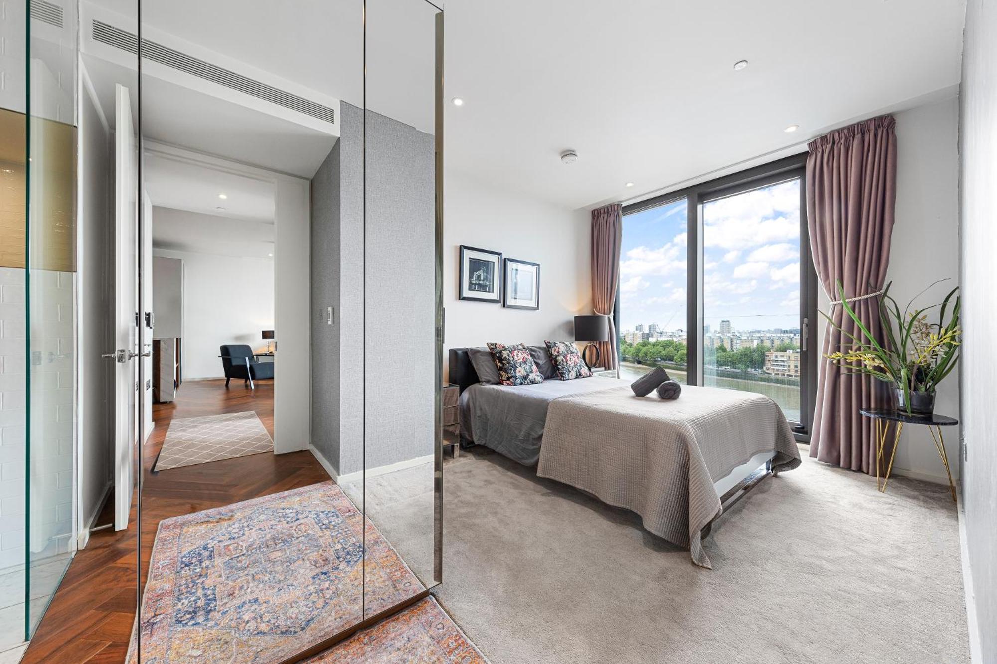 River Panorama 2 Bedroom New Development * Londres