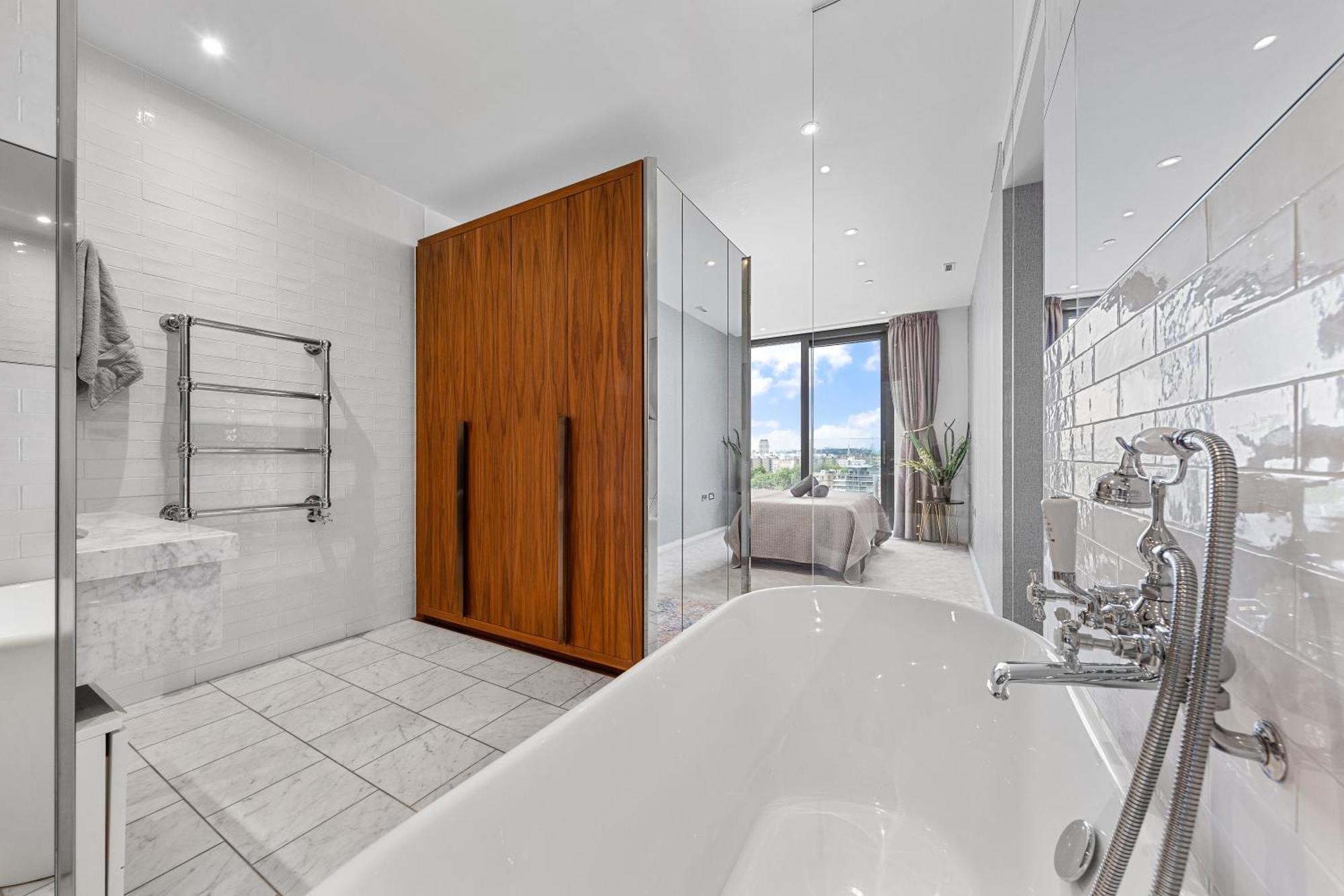River Panorama 2 Bedroom New Development * Londres