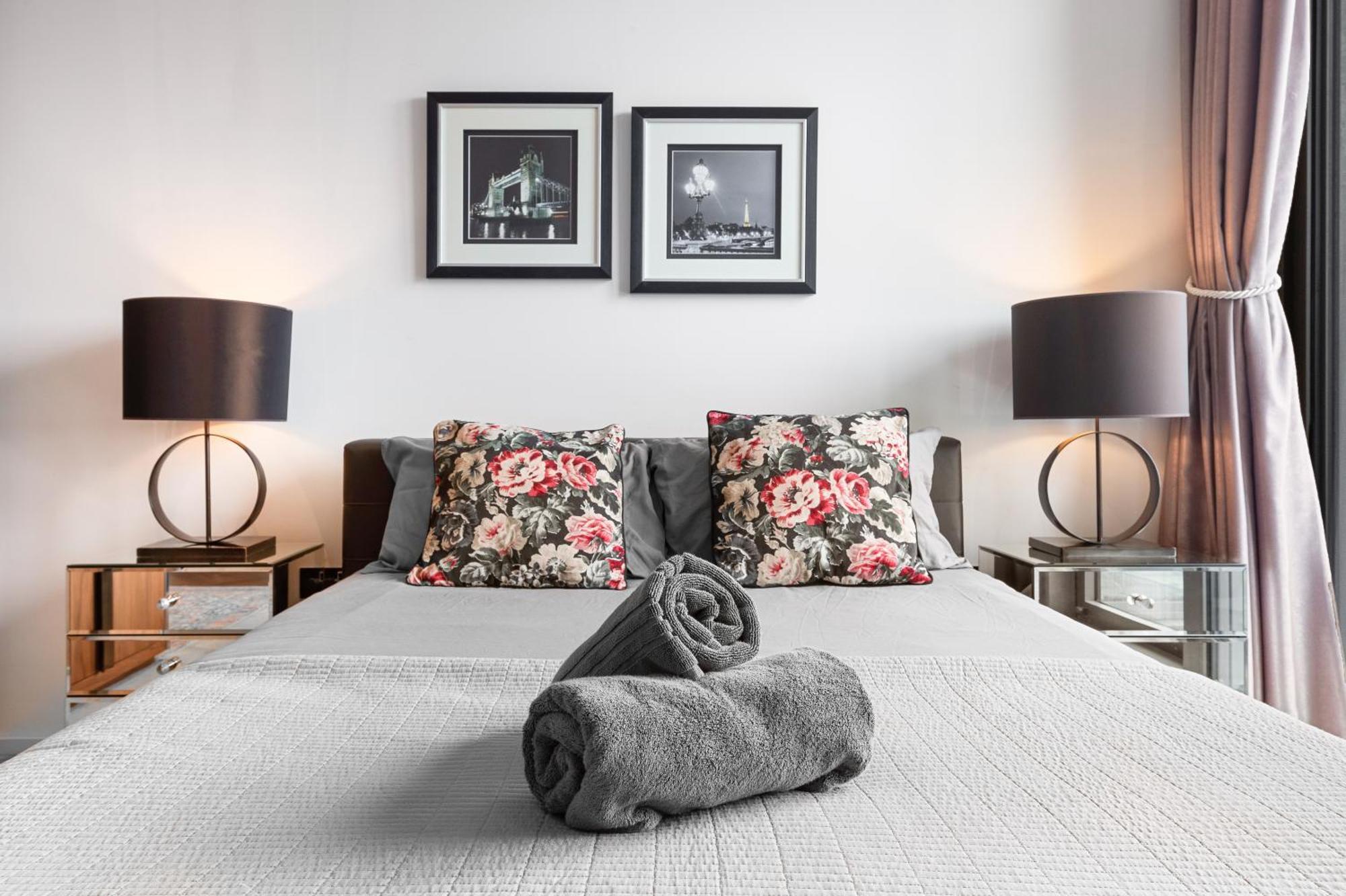 River Panorama 2 Bedroom New Development Londres