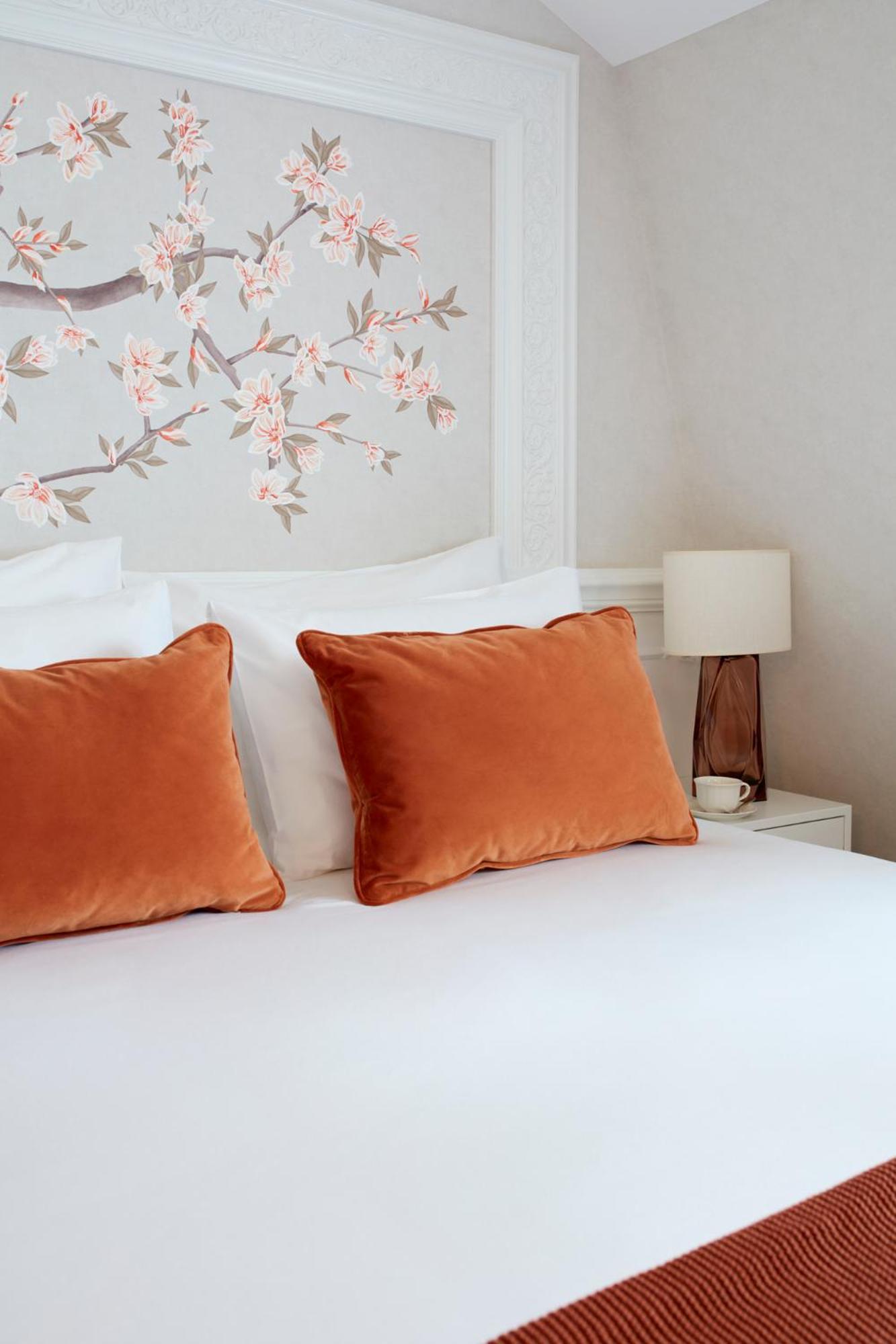 2 Chesham Hotel London