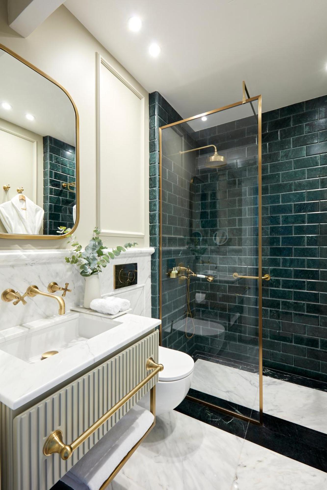 2 Chesham London