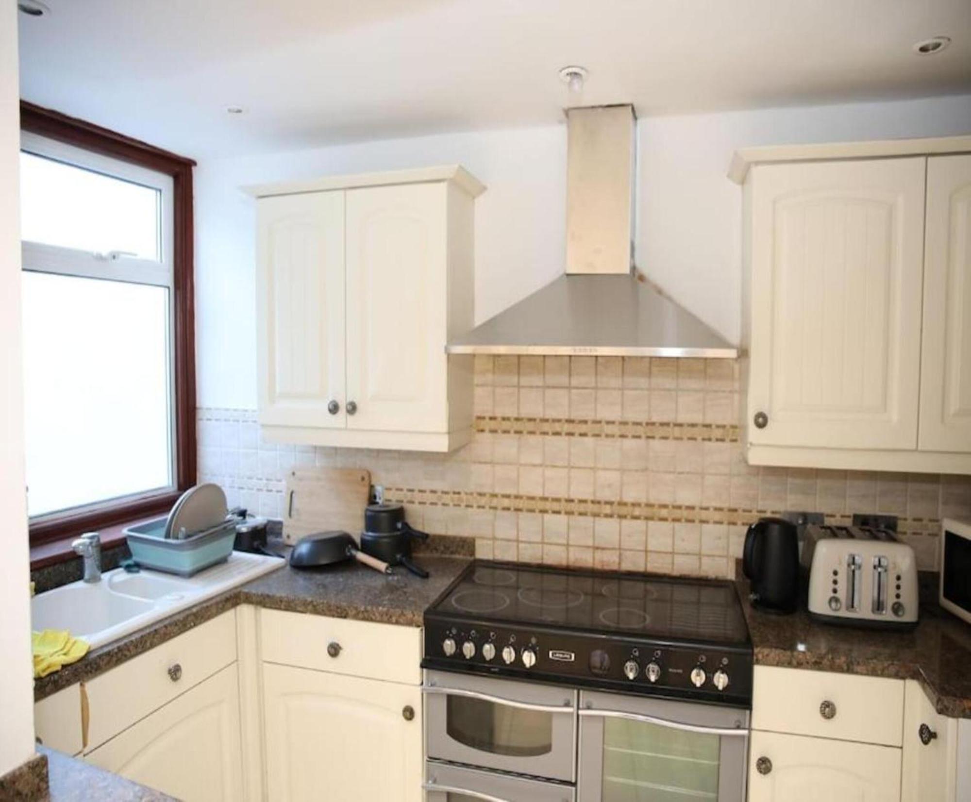 Oyo Timi Bed and breakfast Londres