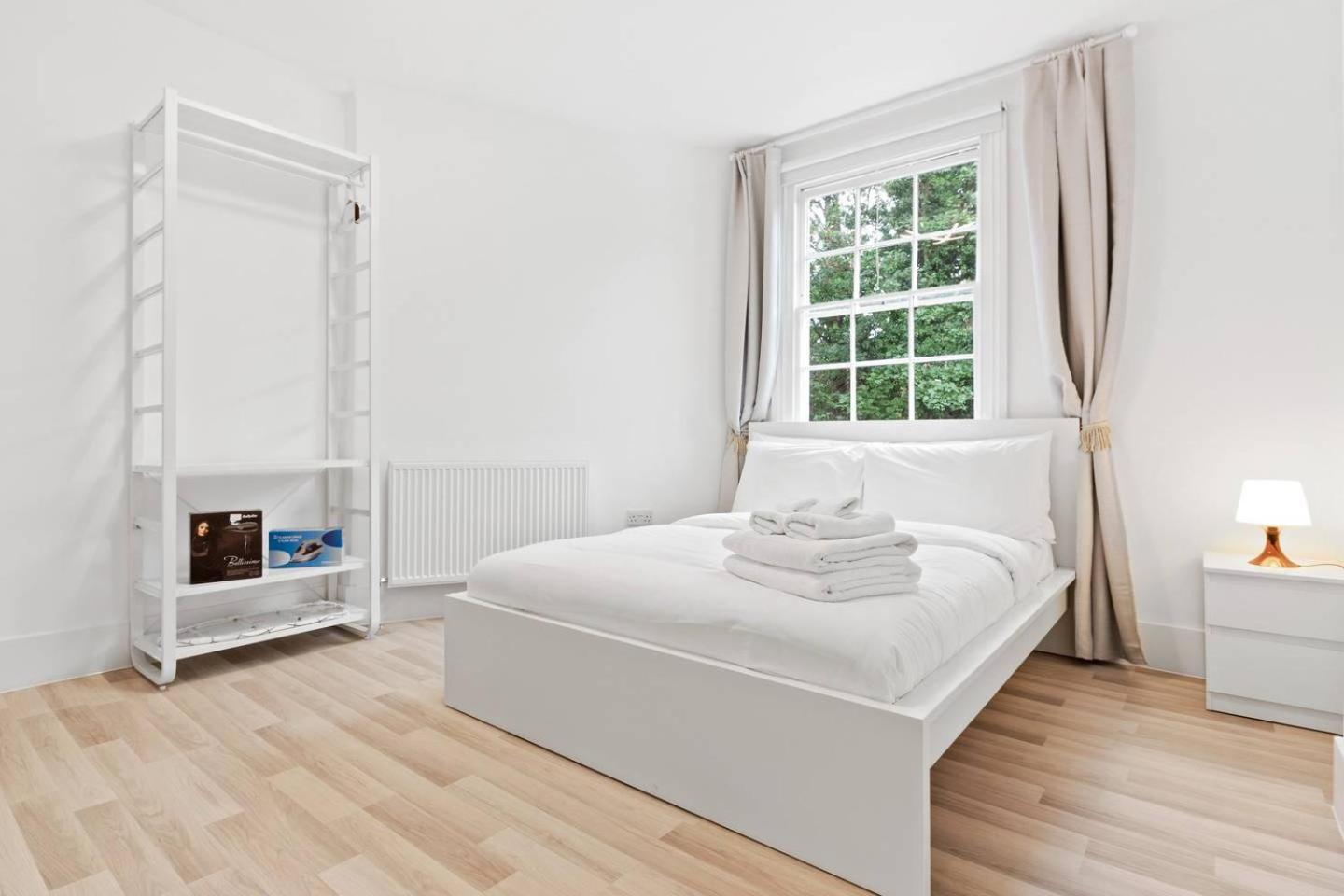 Airy Spacious 1 Bedroom Aprtment With Garden In Brixton Appartement