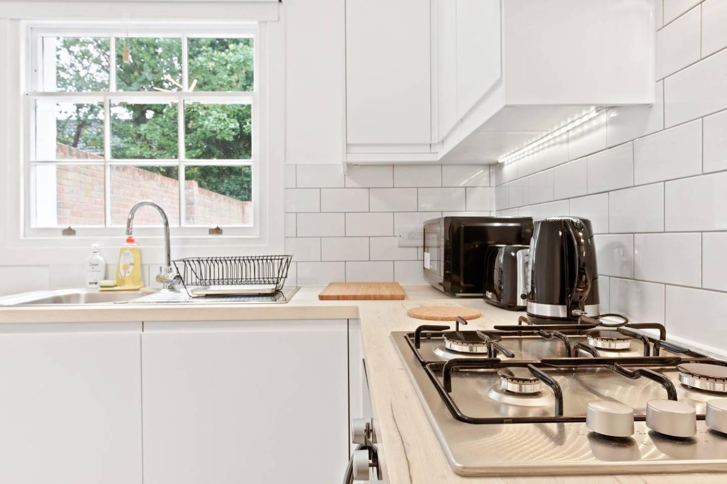 Airy Spacious 1 Bedroom Aprtment With Garden In Brixton Appartement *