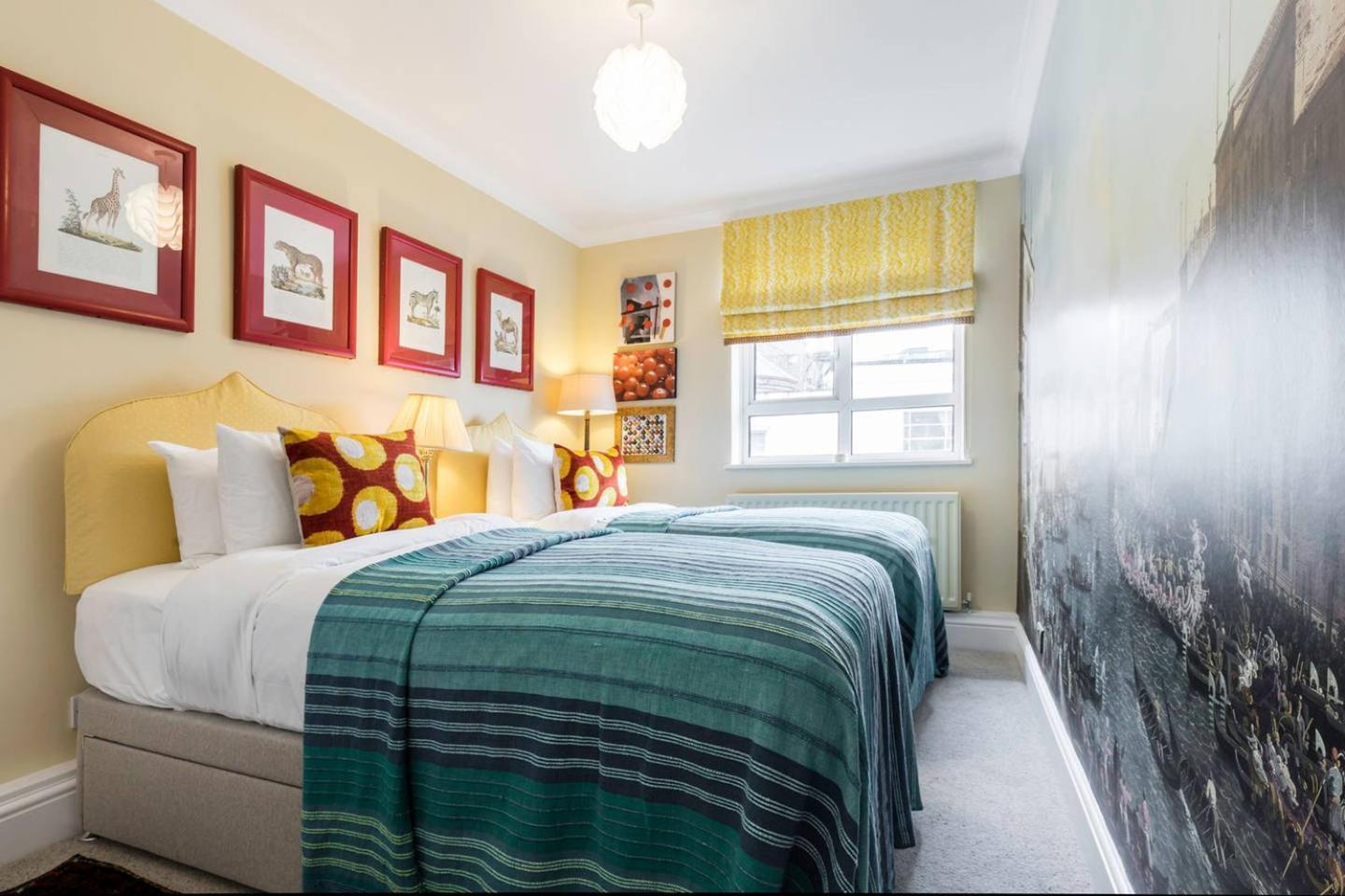 3 Bedroom On Portobello Road In Notting Hill