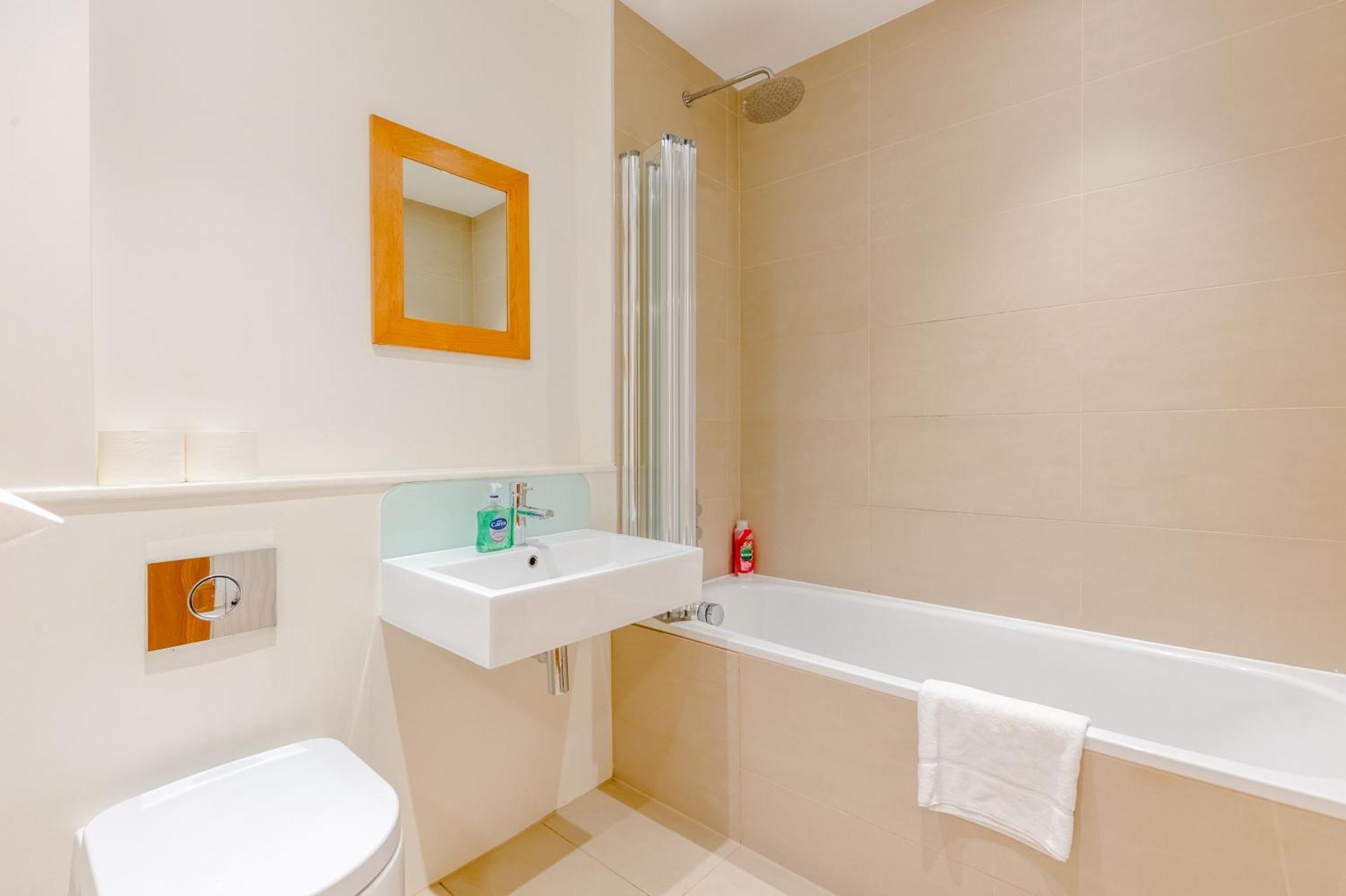 Spacious And 3 Bedroom House In Paddington Appartement Londres