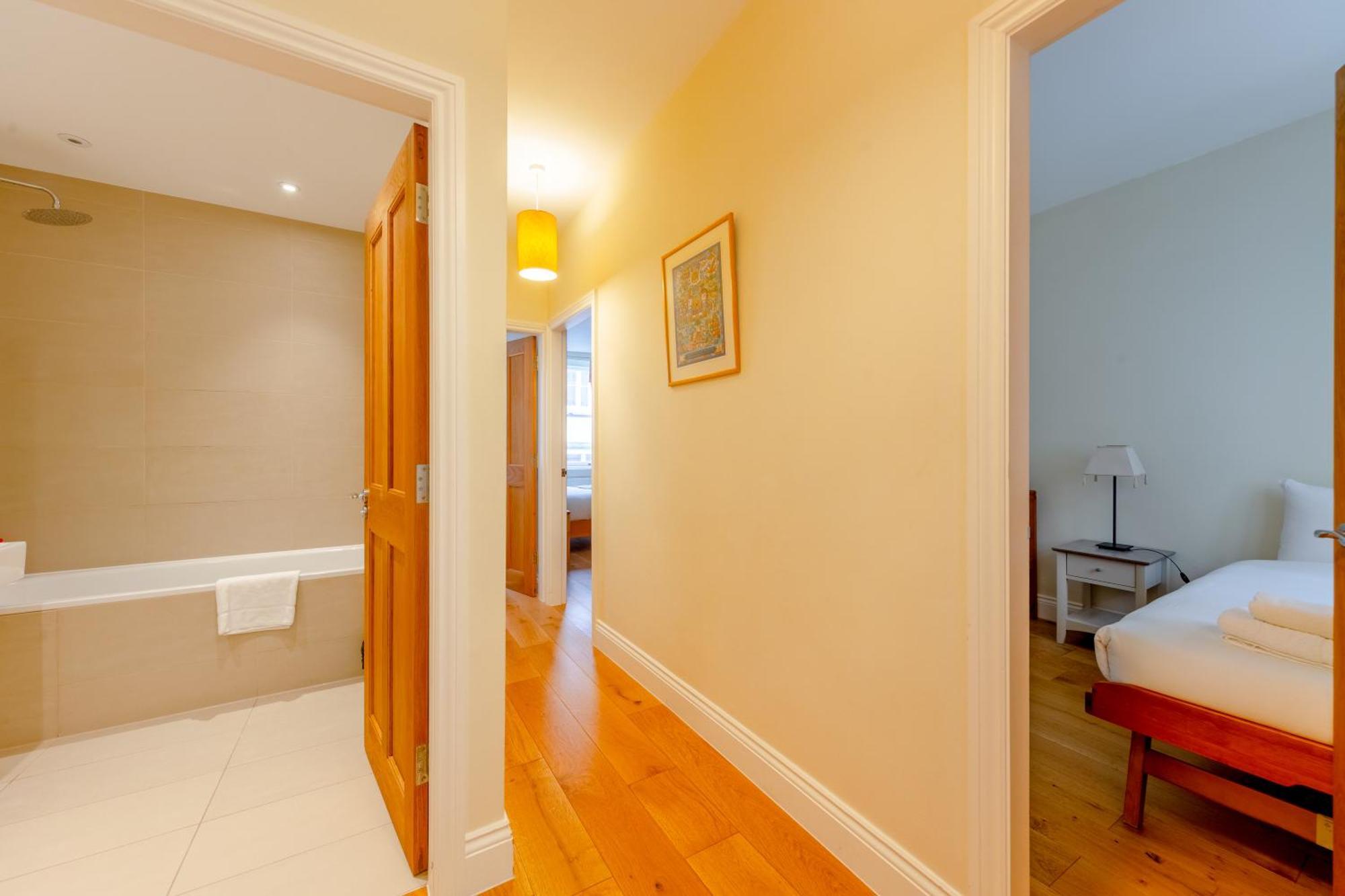 Appartement Spacious And 3 Bedroom House In Paddington *