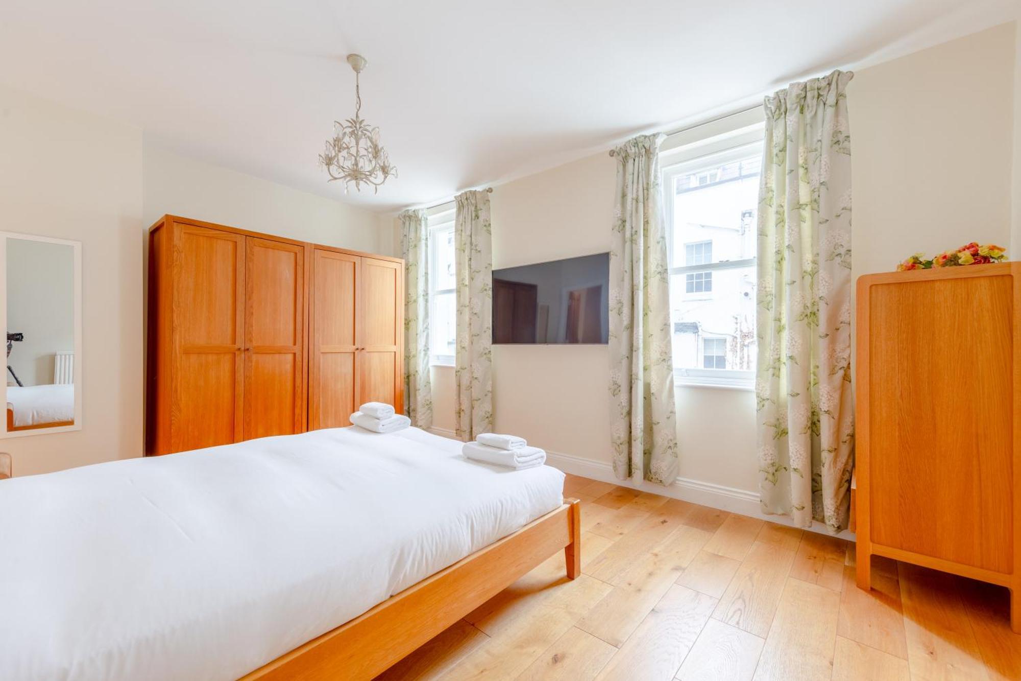 Spacious And 3 Bedroom House In Paddington Londres