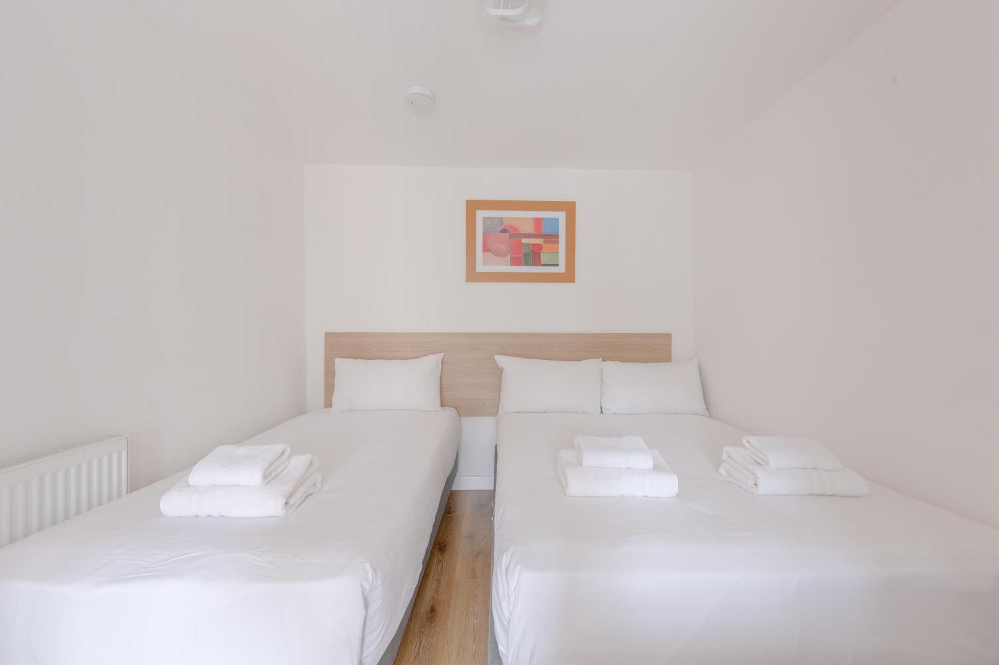 1bd Flat With Patio - 5 Min To Airport * Londen