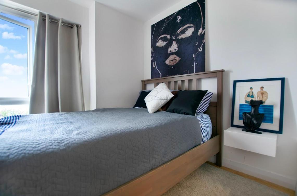 Unique Sky View -2 Bed * London