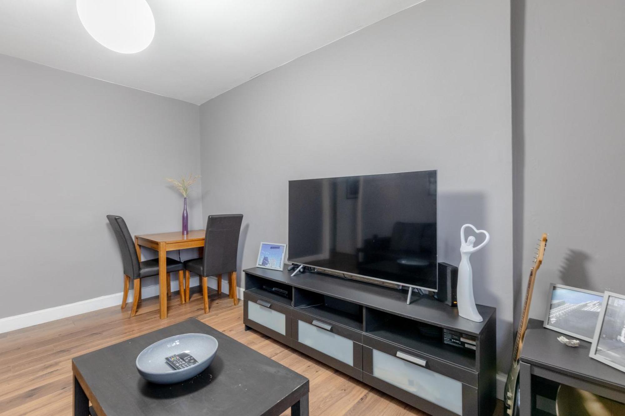 Spacious 1bd Flat - 4 Mins To Regent's Canal! * Londres