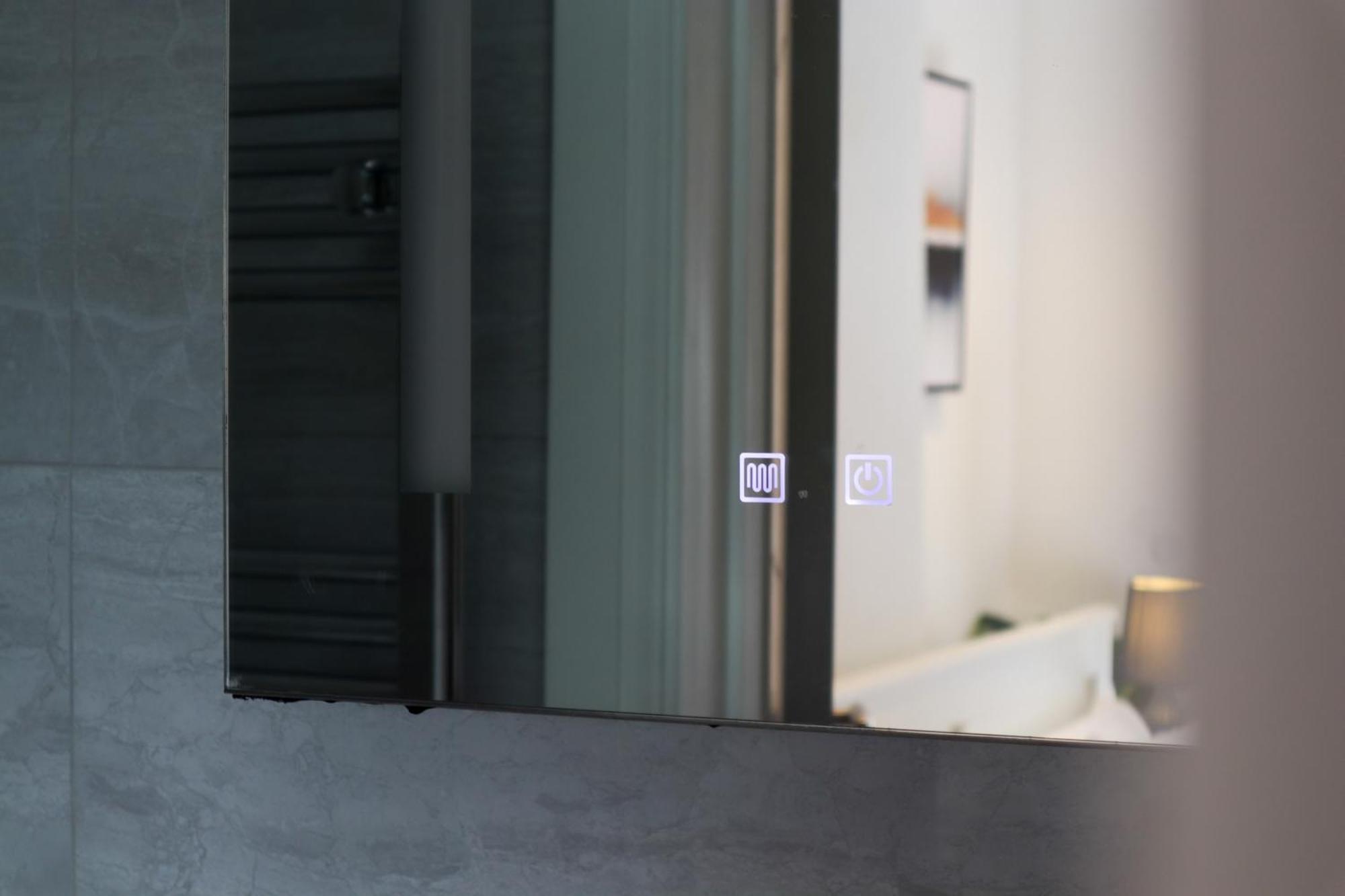 Zee Homes W6 London