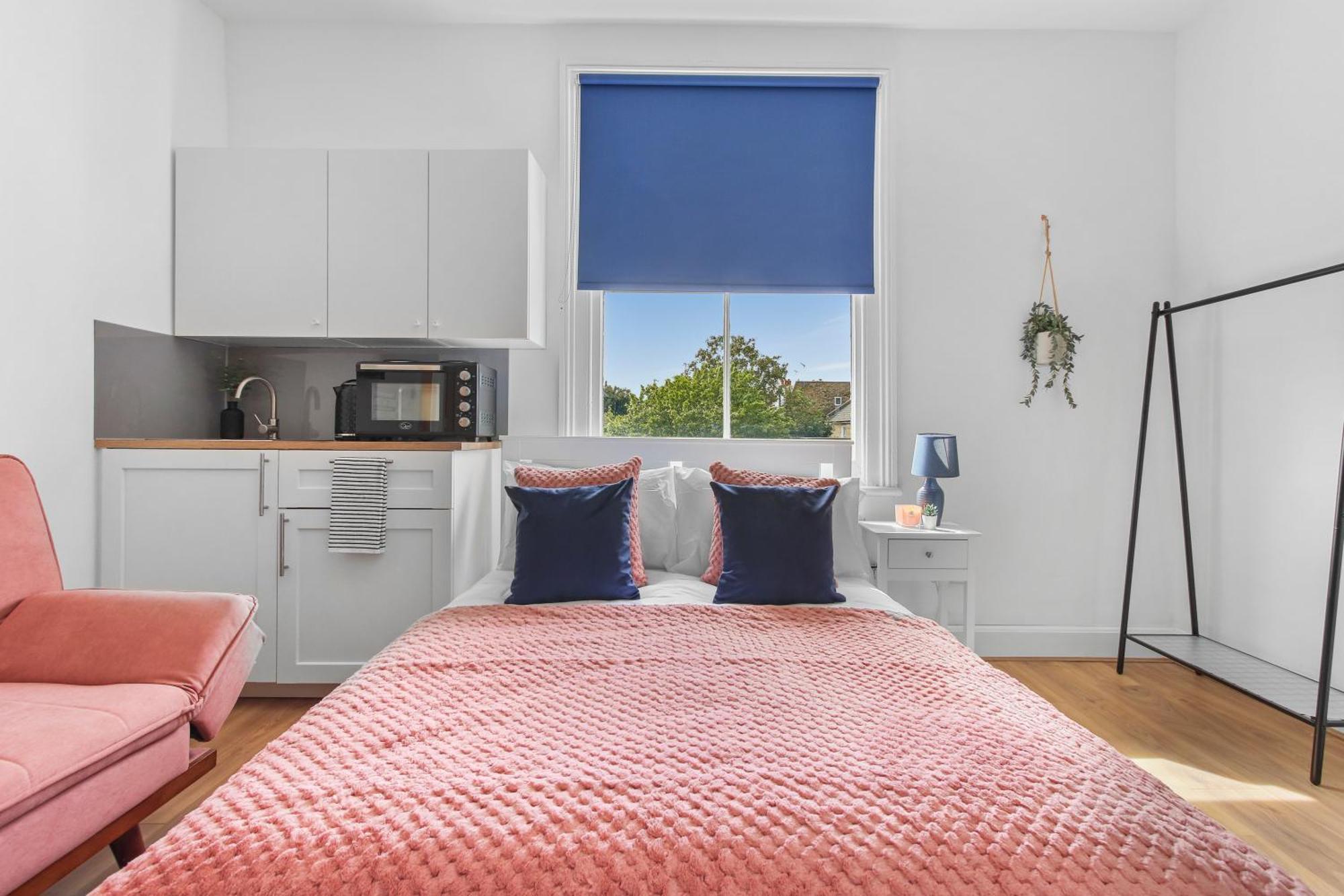 Zee Homes W6 * London