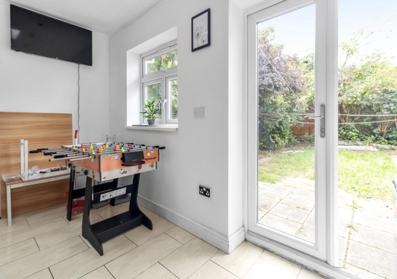 The Roundway Styles & Cosy Private In *