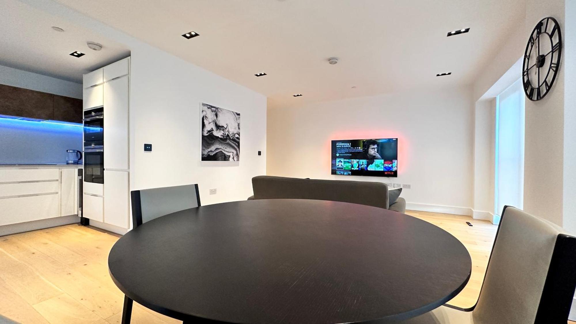 Apartamento Versace Balcony 1gb Wifi Netflix Hdtv *