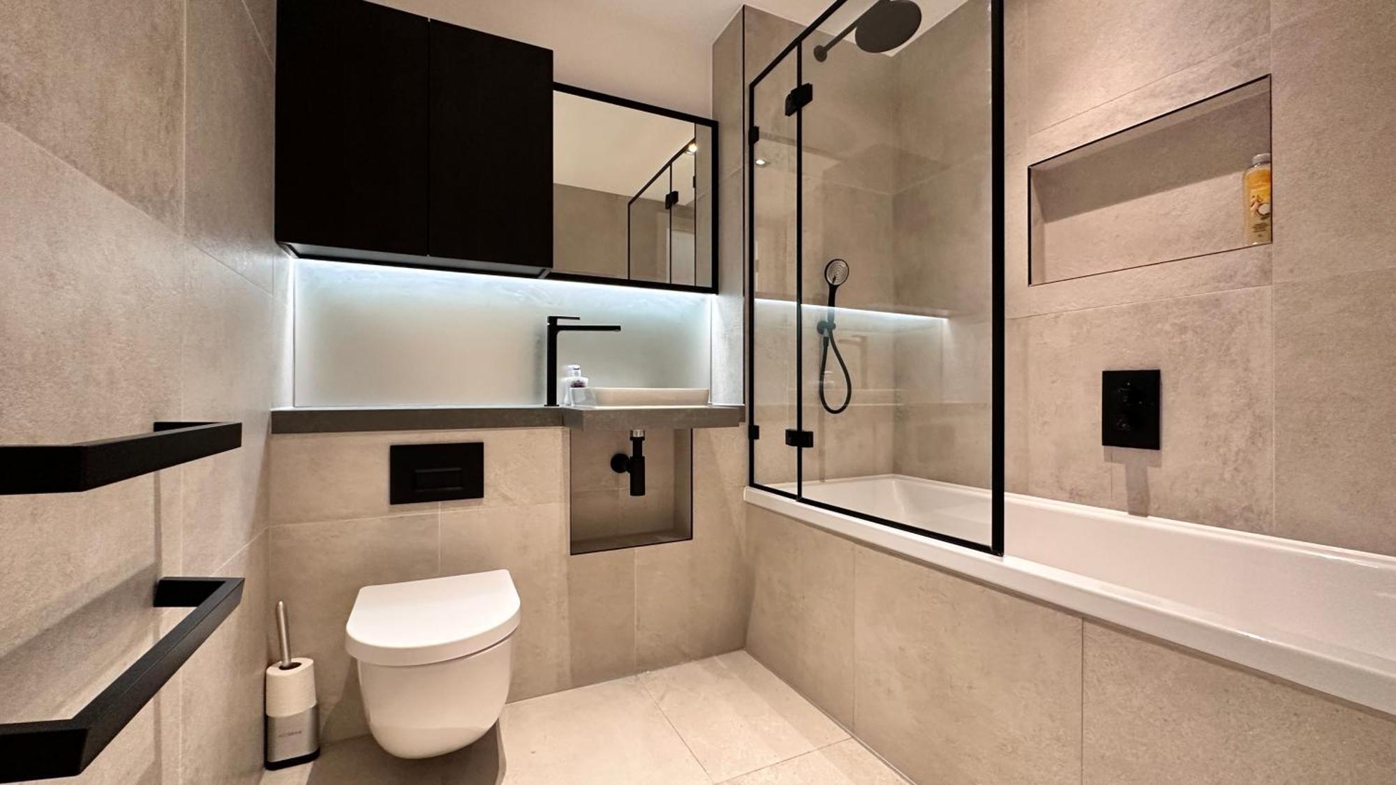 Versace Balcony 1gb Wifi Netflix Hdtv Apartamento