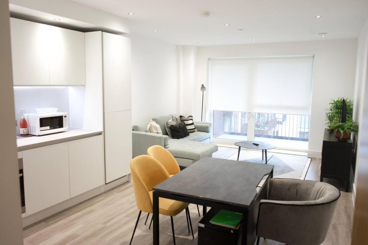 Luxury Royal Wharf Londres
