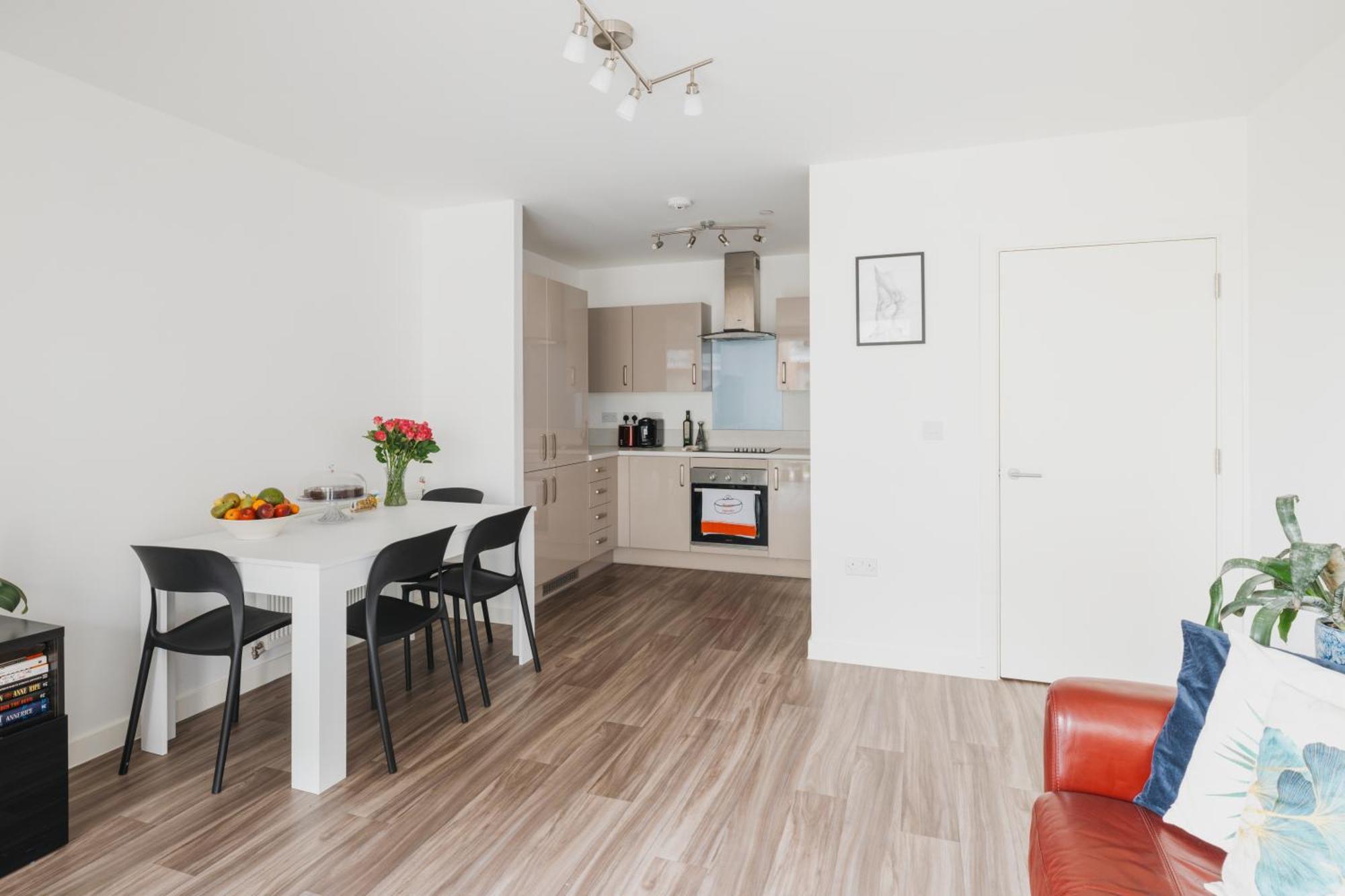 Brixton Village Flat- Private En-suite Double Bedroom Londres