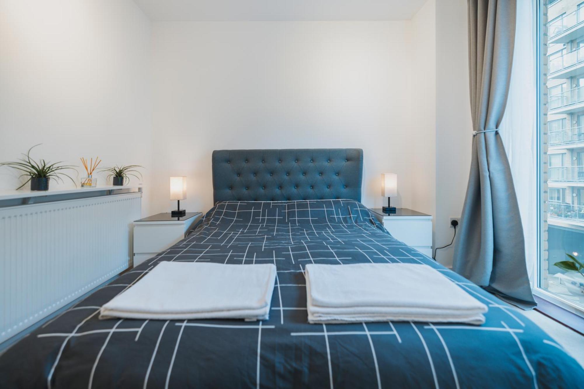 Brixton Village Flat- Private En-suite Double Bedroom Quarto em Acomodações Particulares *