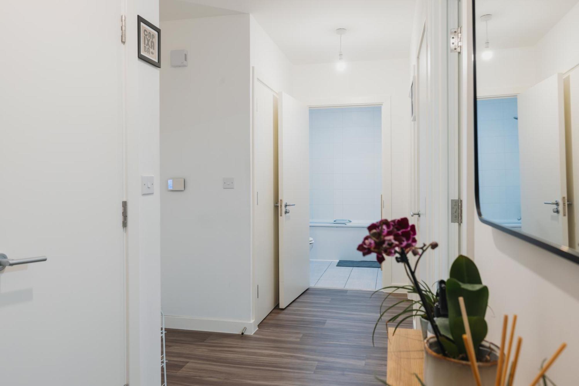 Brixton Village Flat- Private En-suite Double Bedroom Quarto em Acomodações Particulares