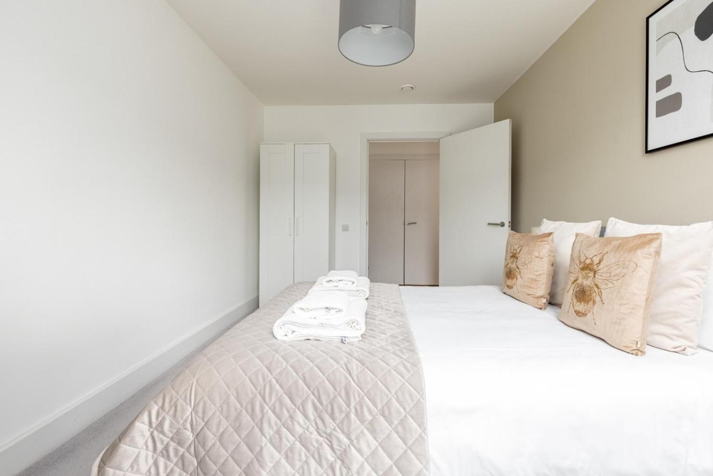 Modern 2 Bed Lewisham Catford - Perfect For Long Appartement *