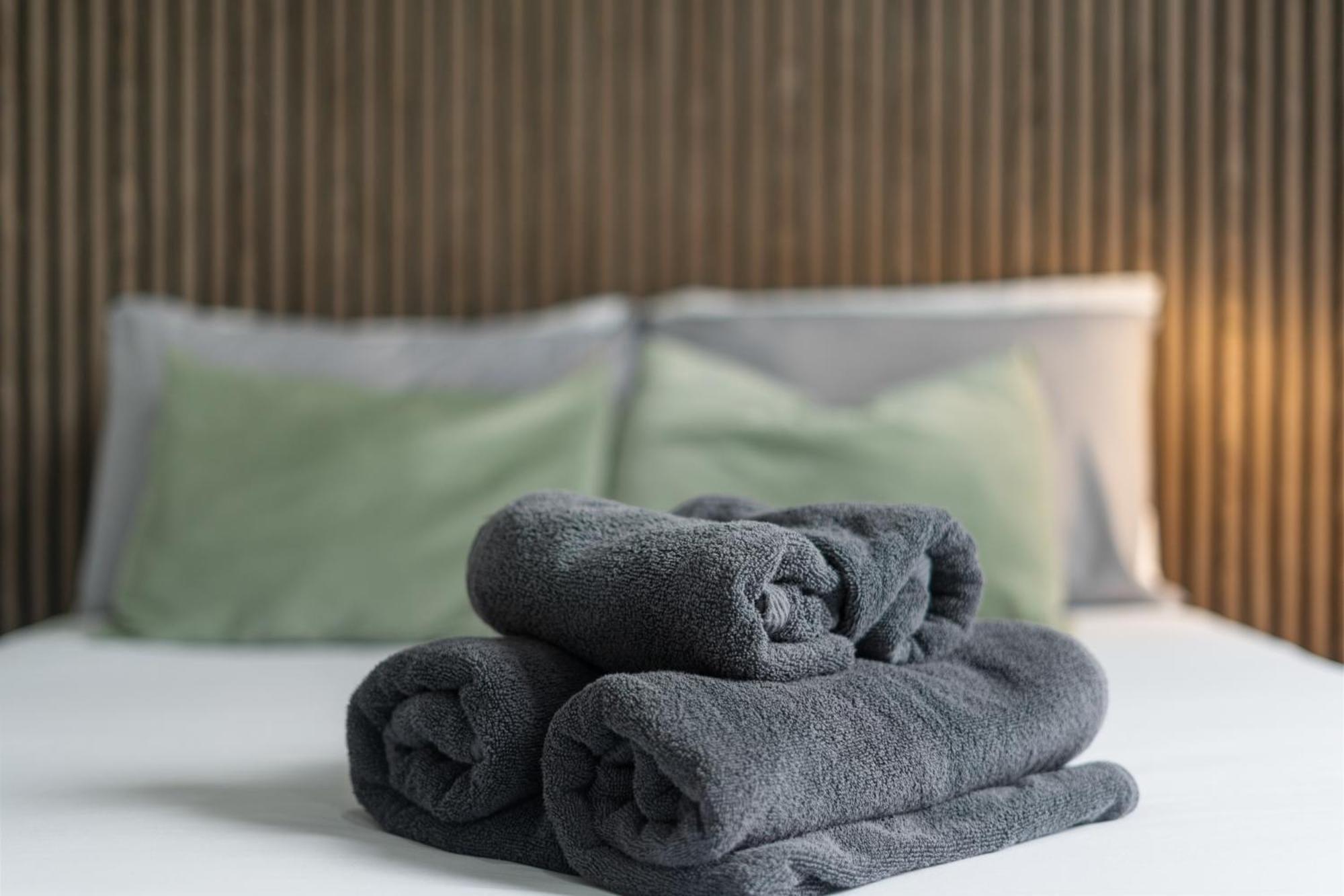 The Chalton Funk-in Kings Cross Apartment London
