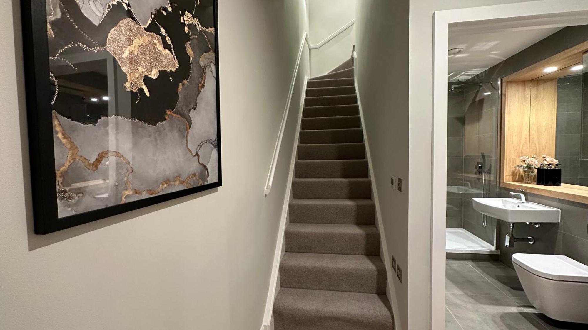Duplex 3bed 3bath Modern Fast Wifi - Luxurylondonstays Apartment *