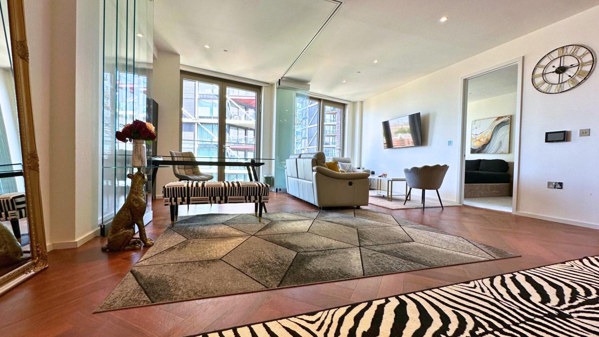 Apartamento Lavish Penthouse River View Fast Wifi - Luxurylondonstays *