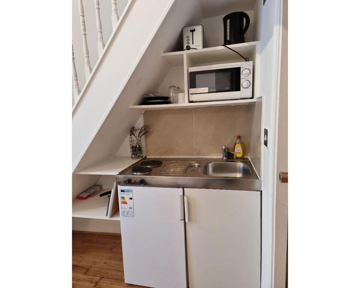 Fg2- Mezzanine Flat Fits 3 Near Hyde Park Londres