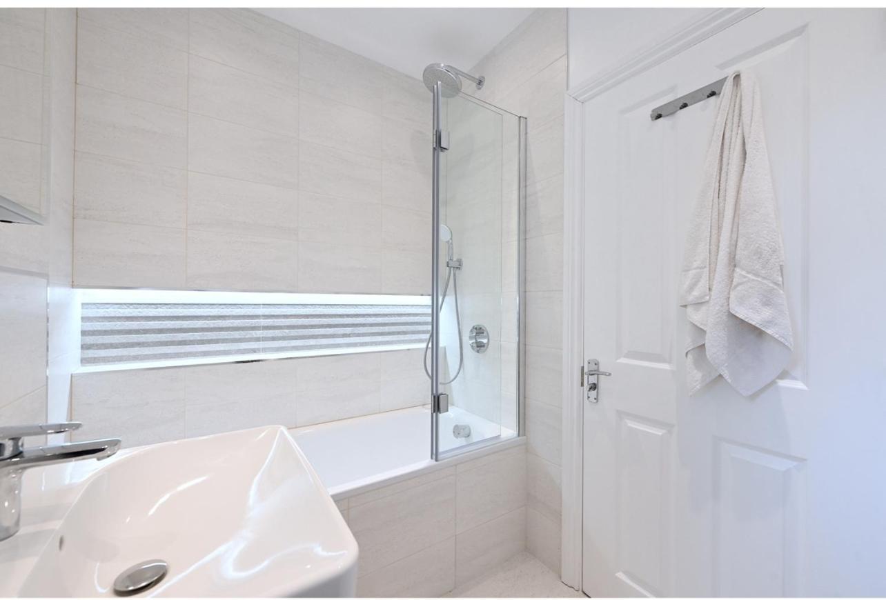 Сasa de vacaciones Stylish & Spacious 4 Beds House