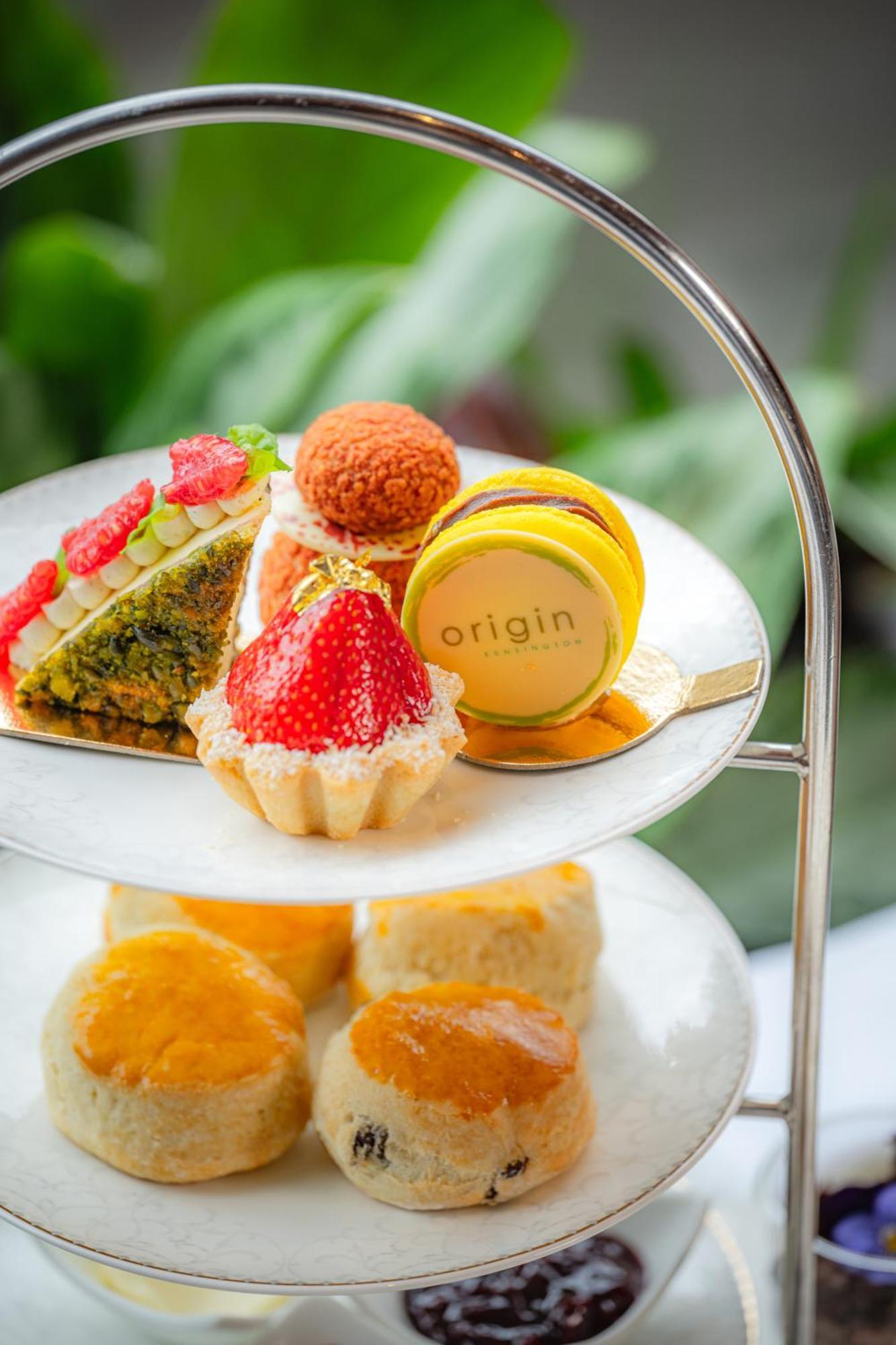 Royal Garden Hotel 5*