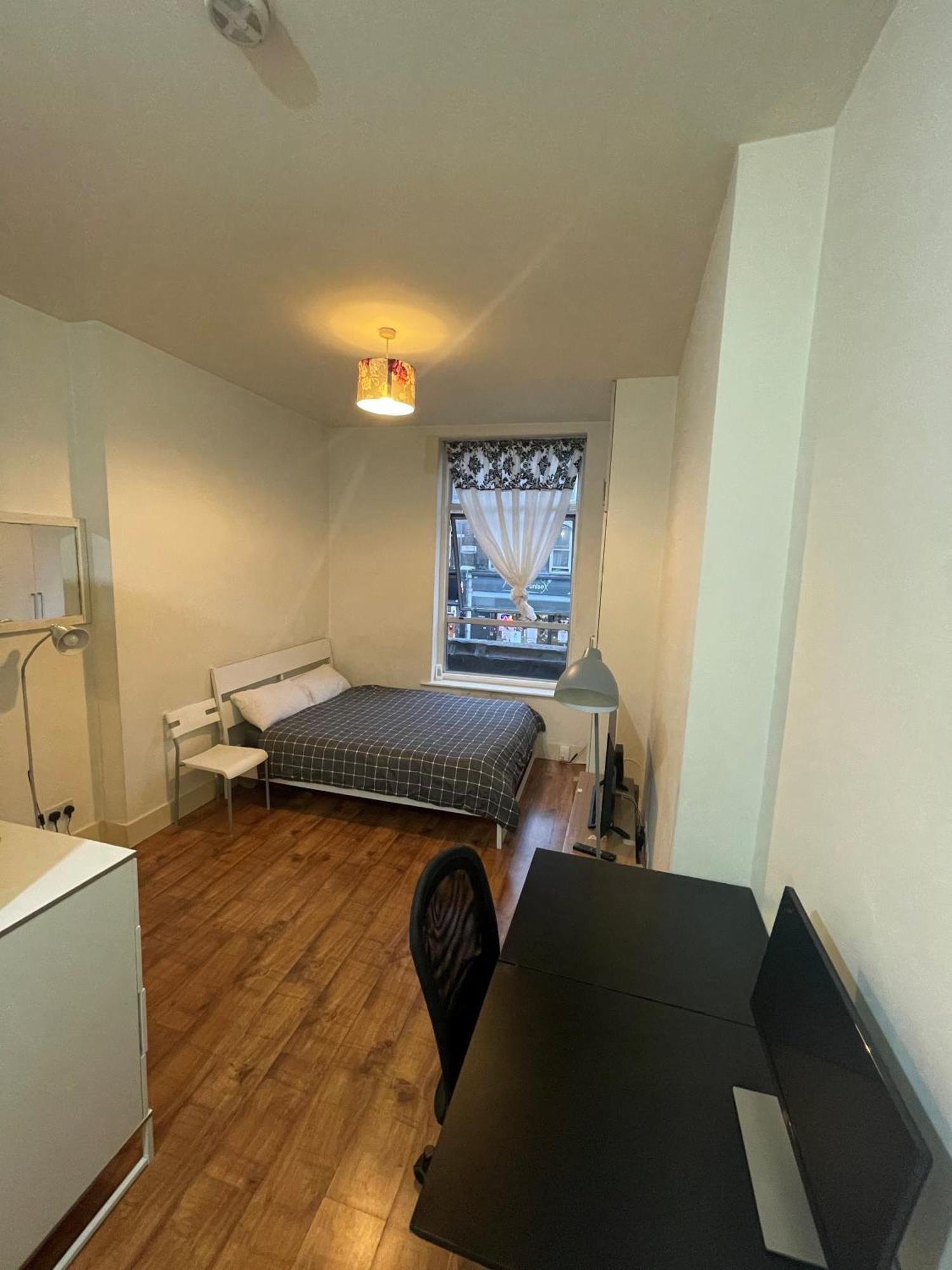 Entire Cosy Flat Opposite Victoria And Piccadilly Appartement *