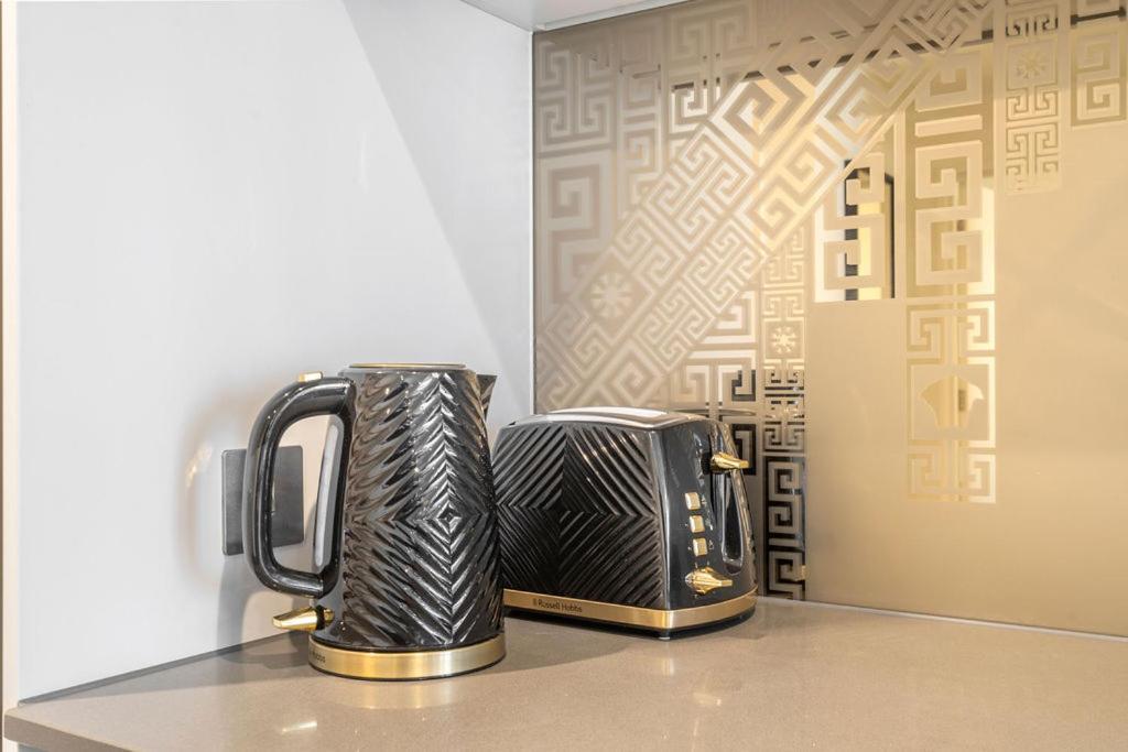 Luxurious 1 Bedroom In Appartement