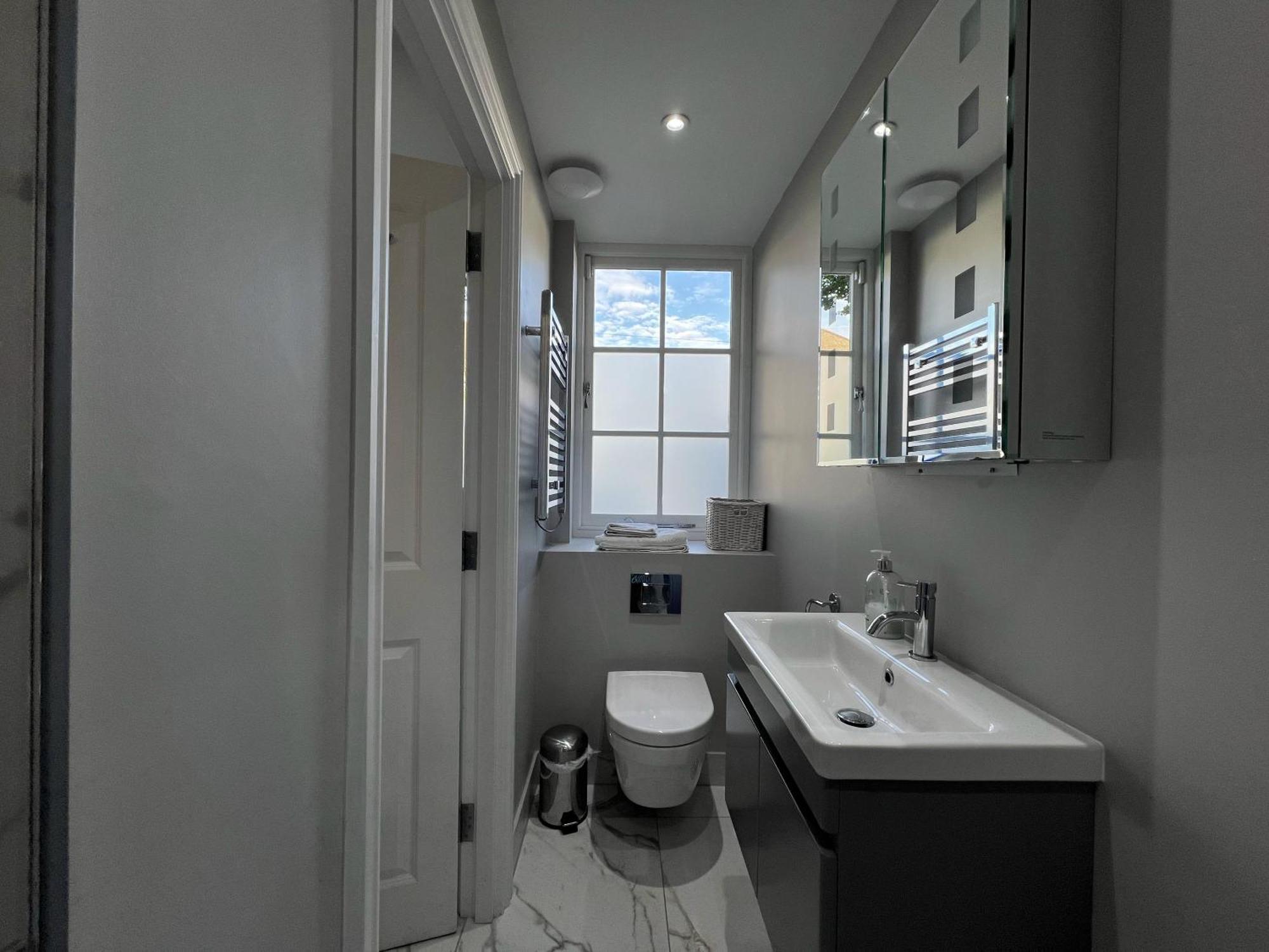 London-apartment-sleeps2-privateentrance Londres
