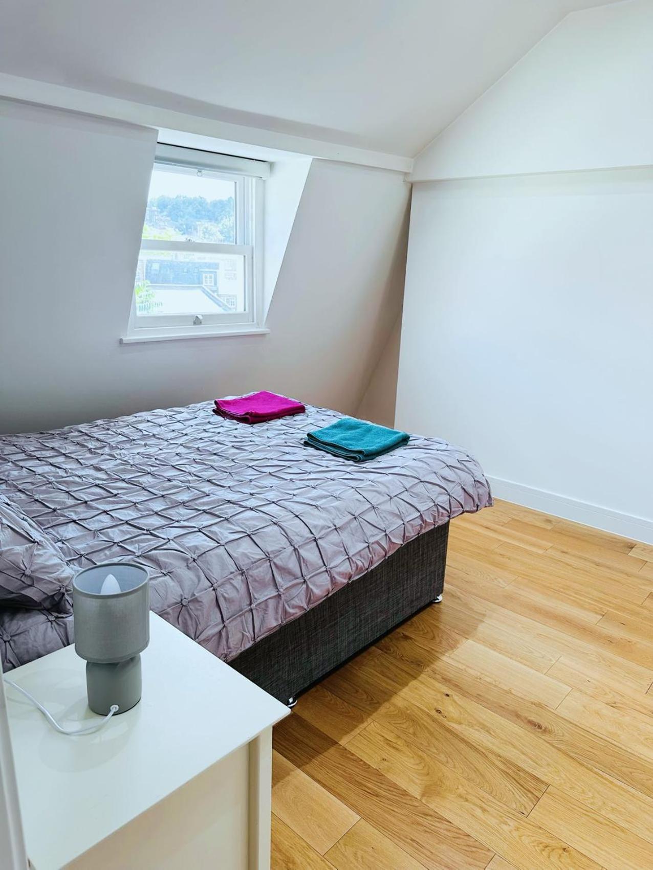 3 Bed 2 Bath Near Greenwich Park 6 Guests Maximum Appartement Londen