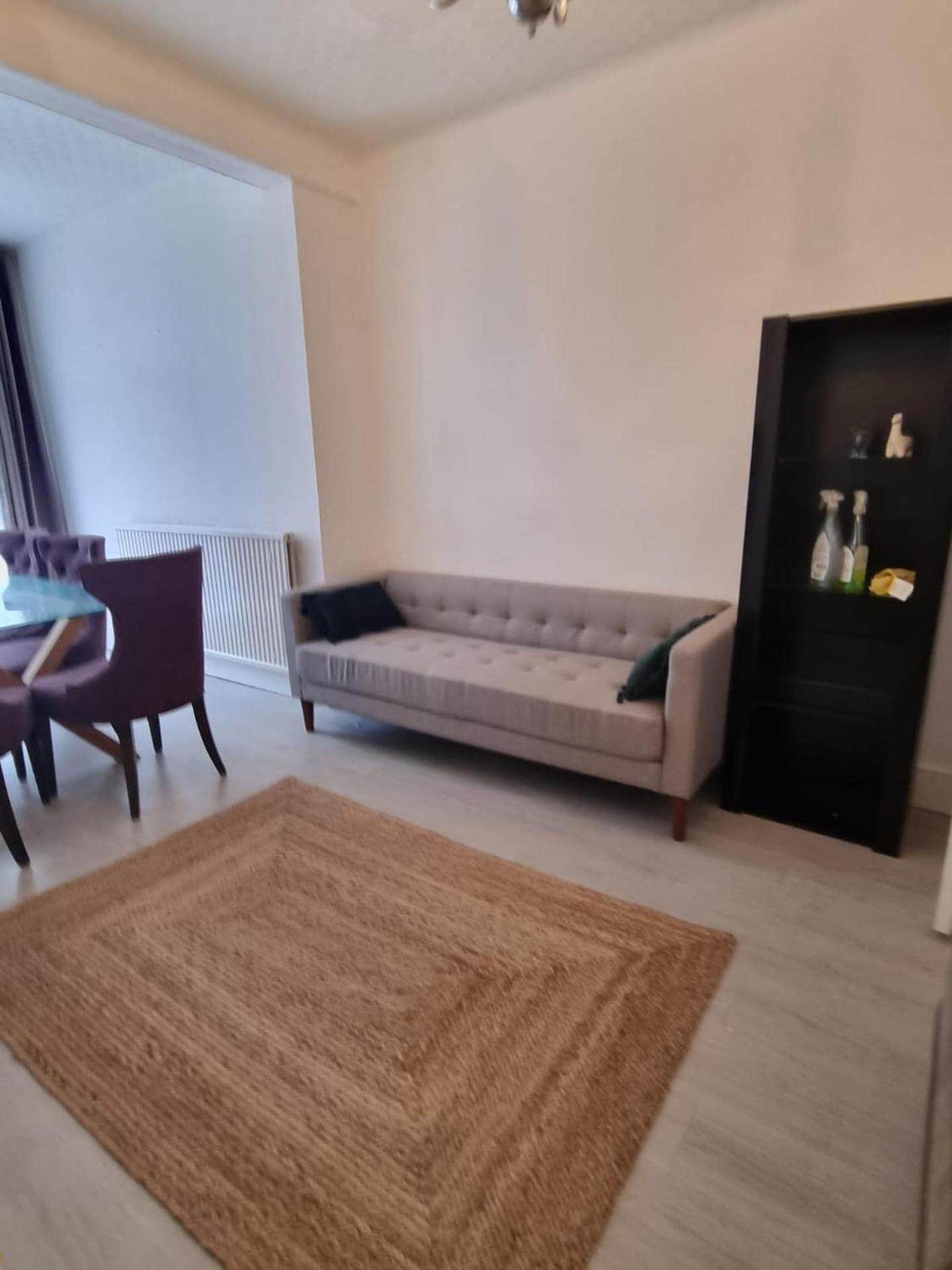 Сasa de vacaciones Large 4 Bed Terraced House *