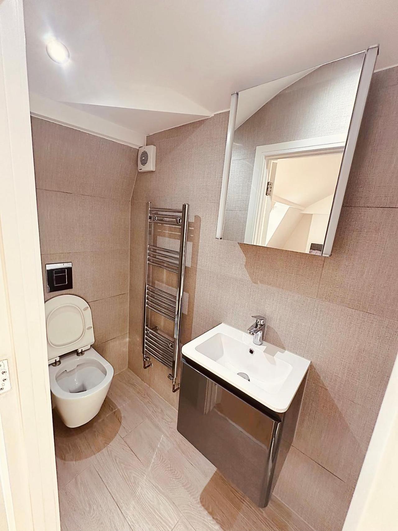 3 Bed 2 Bath Near Greenwich Park 6 Guests Maximum Appartement *