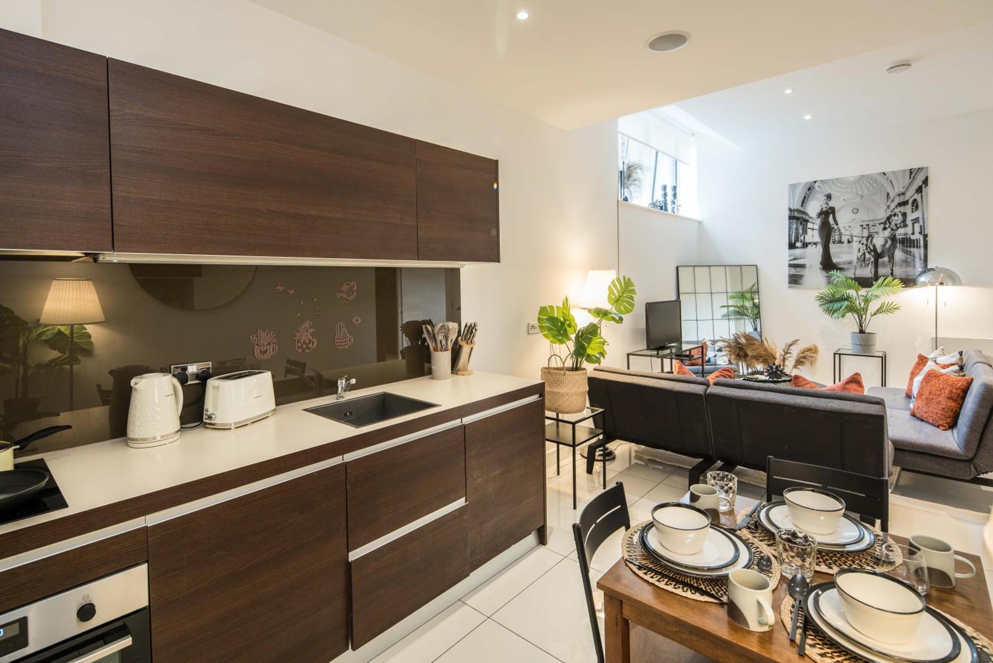 Al Central-soho-chinatown-coventgarden-cozy-onebed *