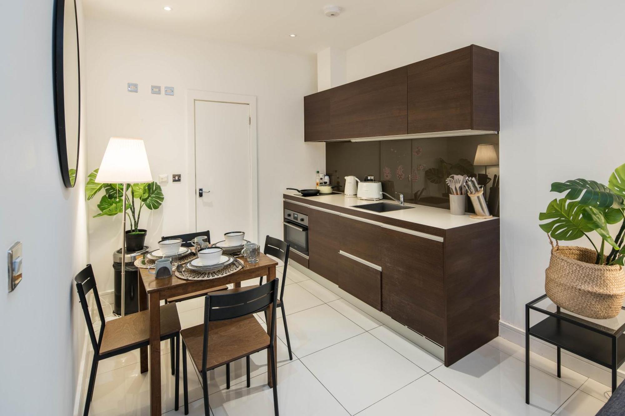 Al Central-soho-chinatown-coventgarden-cozy-onebed