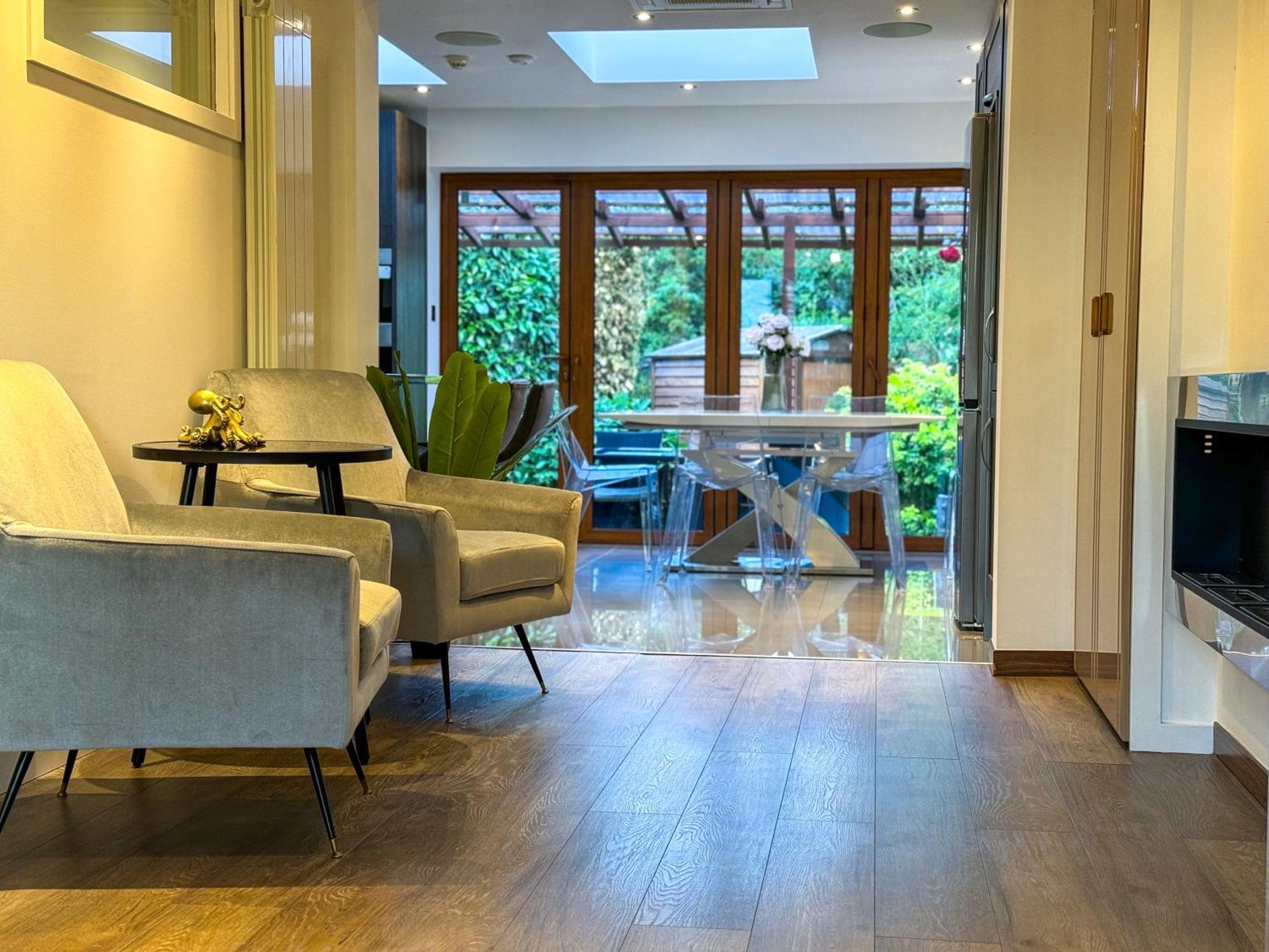 Luxurious 3bed House With Bath & Garden * Londres