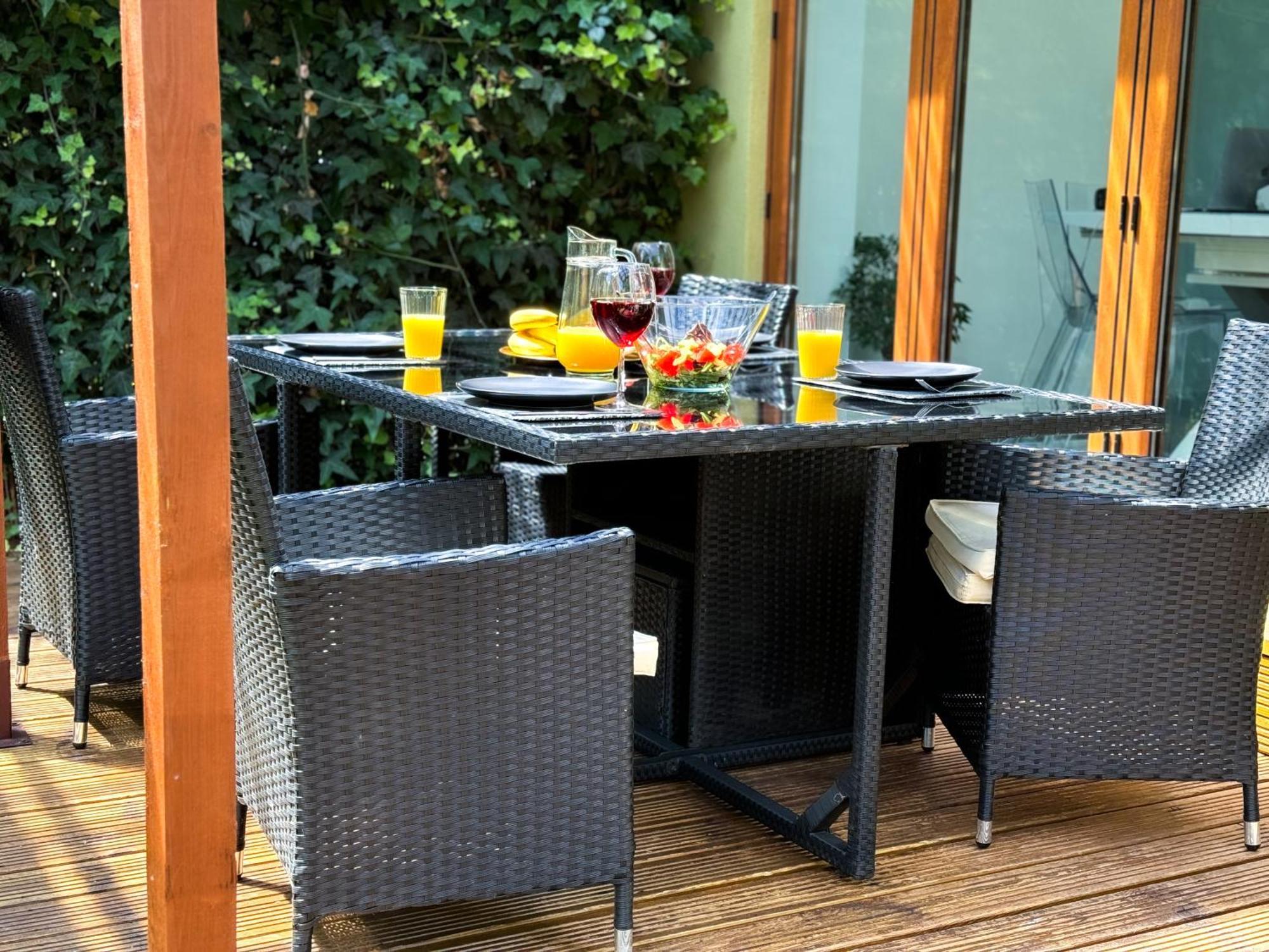 Сasa de vacaciones Luxurious 3bed House With Bath & Garden *