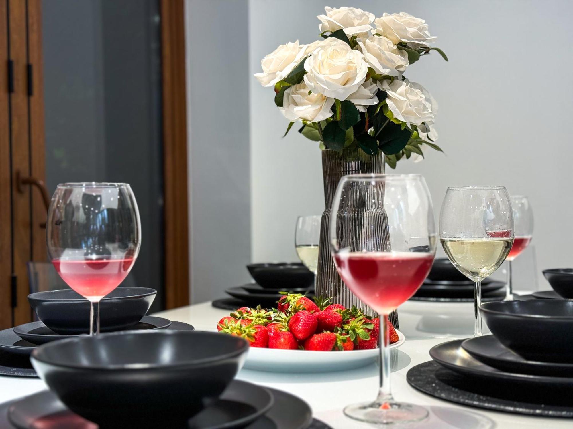 Luxurious 3bed House With Bath & Garden Сasa de vacaciones Londres