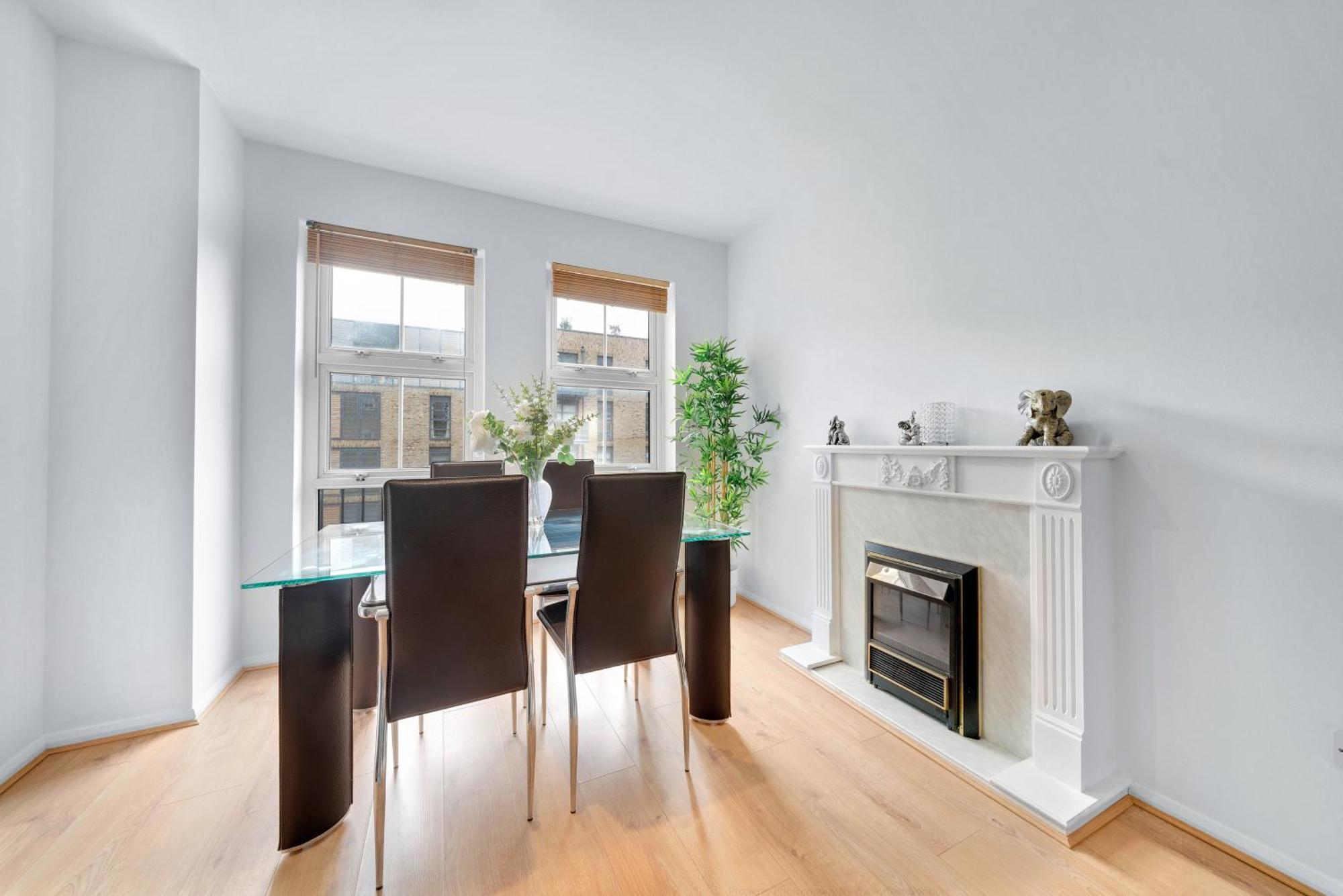 Spacious Two Bedroom Private In Tower Bridge Bridge Appartement
