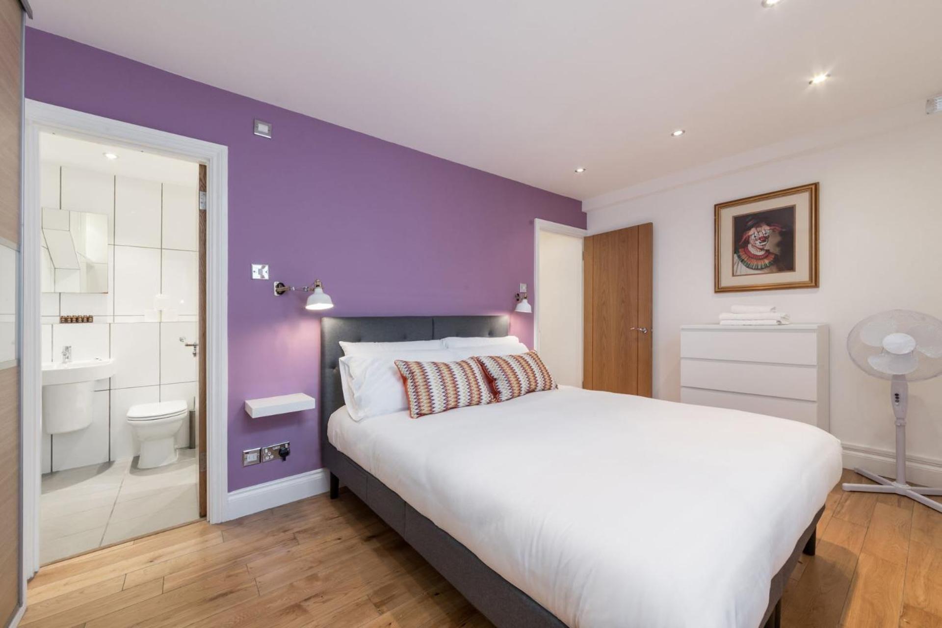 Apartment For - Fitzrovia - By Frankie Says *
